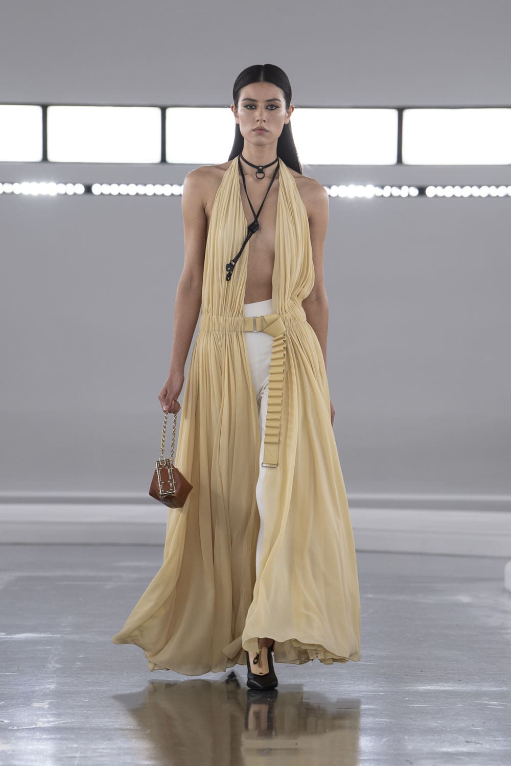 Louis Vuitton antes del otoño 2024 Shanghai Runway Revista (52)