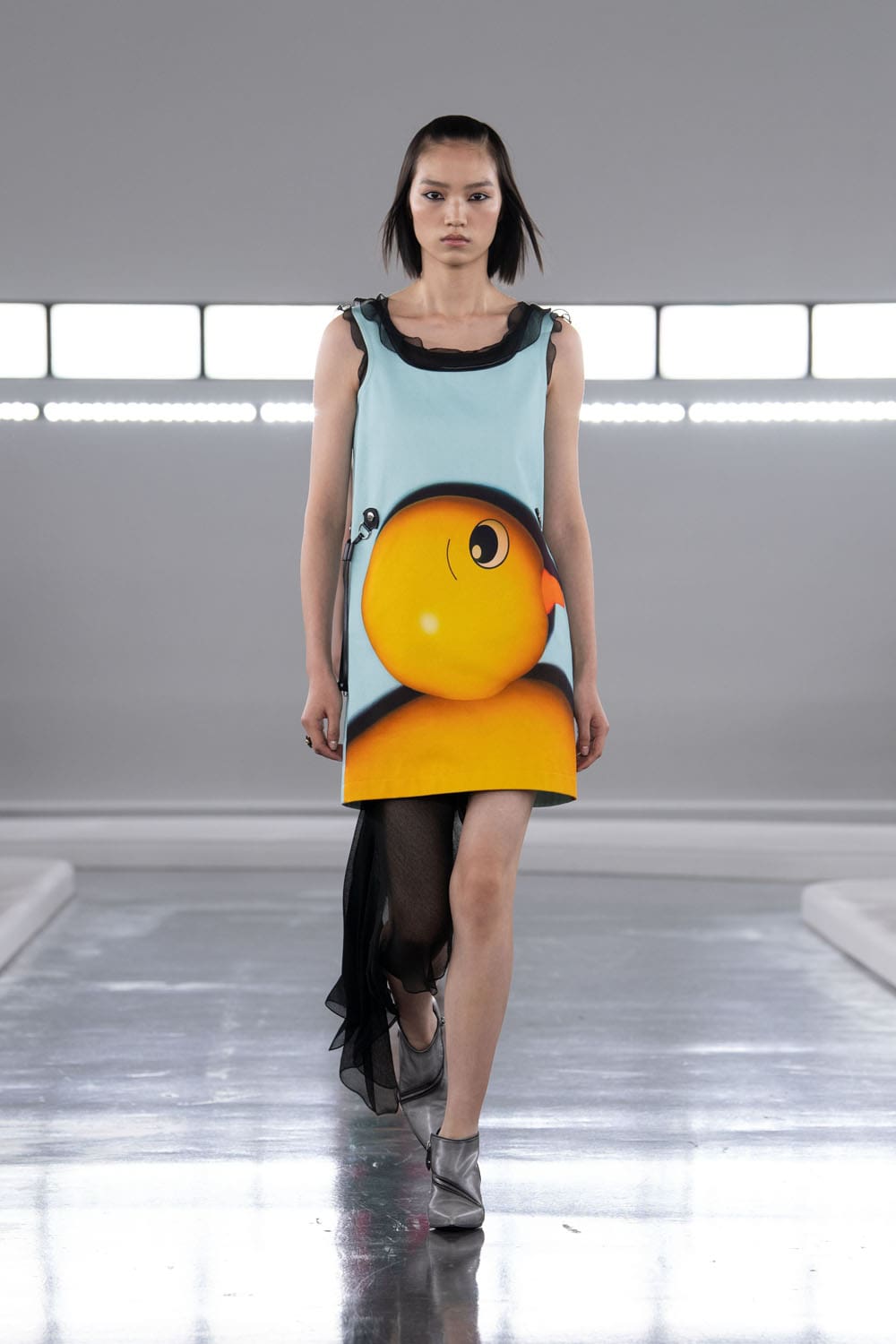 Louis Vuitton antes del otoño 2024 Shanghai Runway Revista (6)