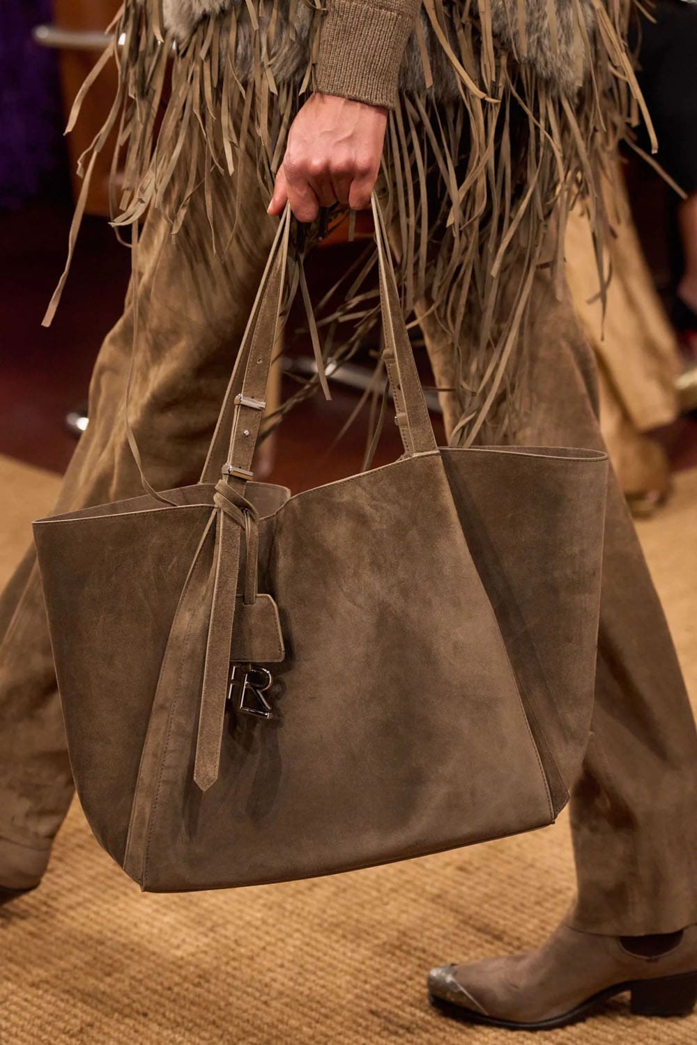 Ralph Lauren Autunno 2024 2024 Runway Magazine (36)