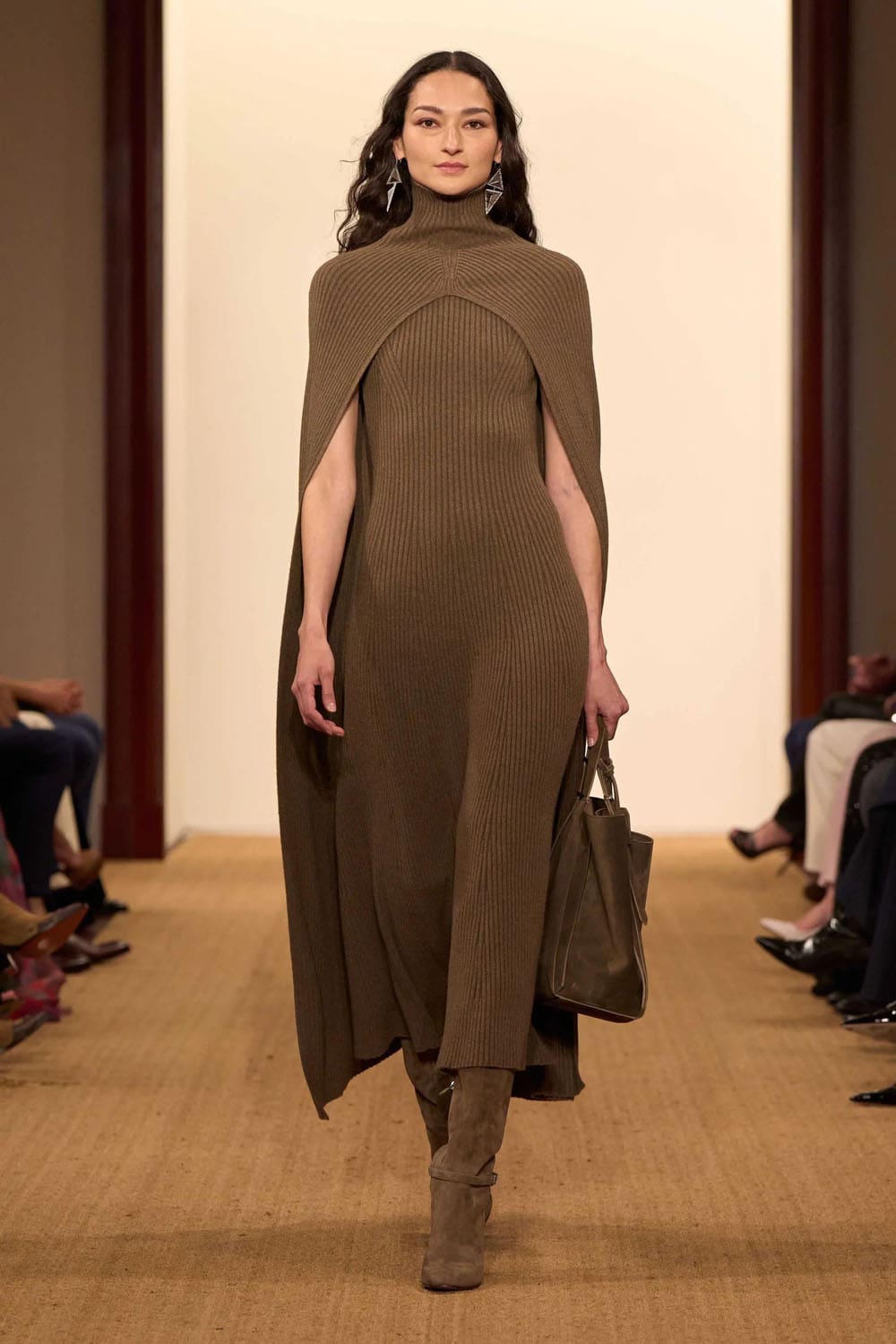 Ralph Lauren Autunno 2024 2024 Runway Magazine (37)