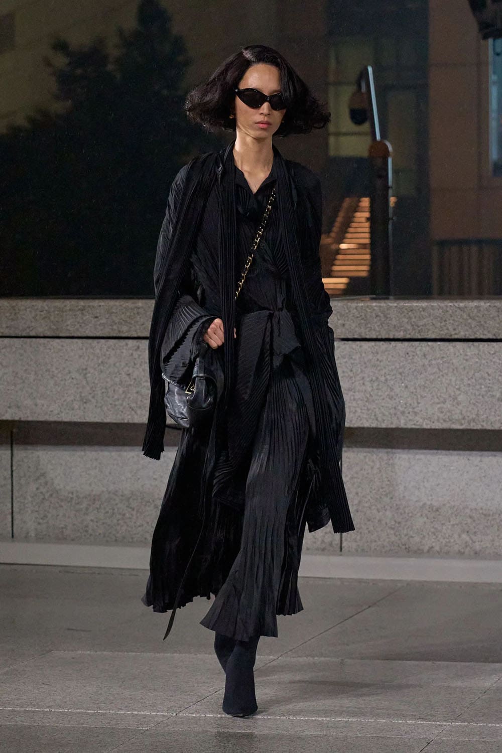Balenciaga Croisière 2025 Resort Shanghai Runway Magazine (26)