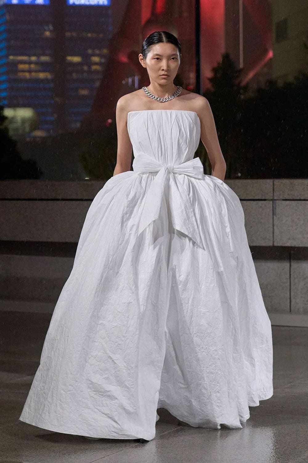 Balenciaga Croisière 2025 Resort Shanghai Runway Magazine (55)