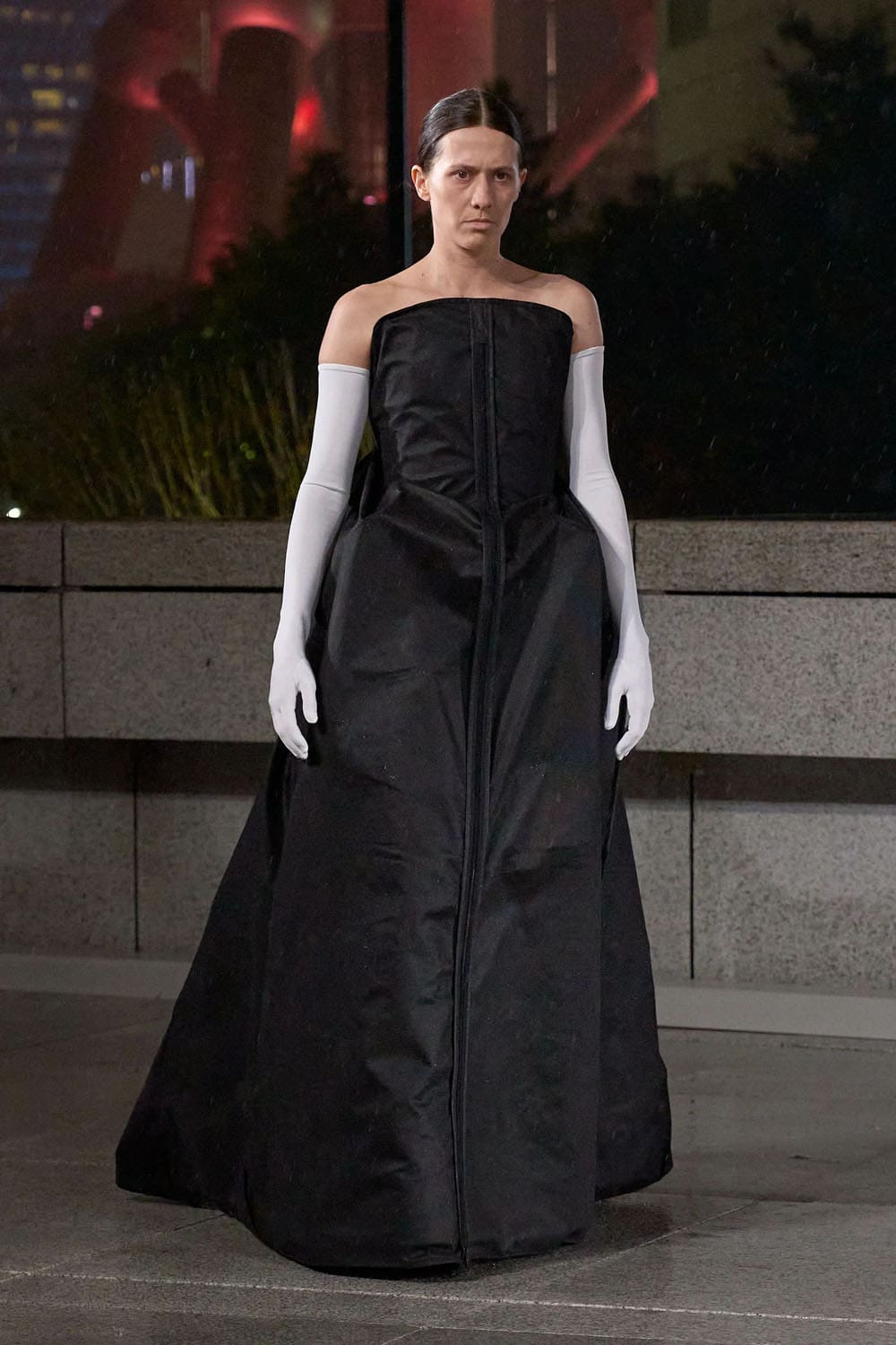 Balenciaga Croisière 2025 Resort Shanghai Runway Magazine (57)