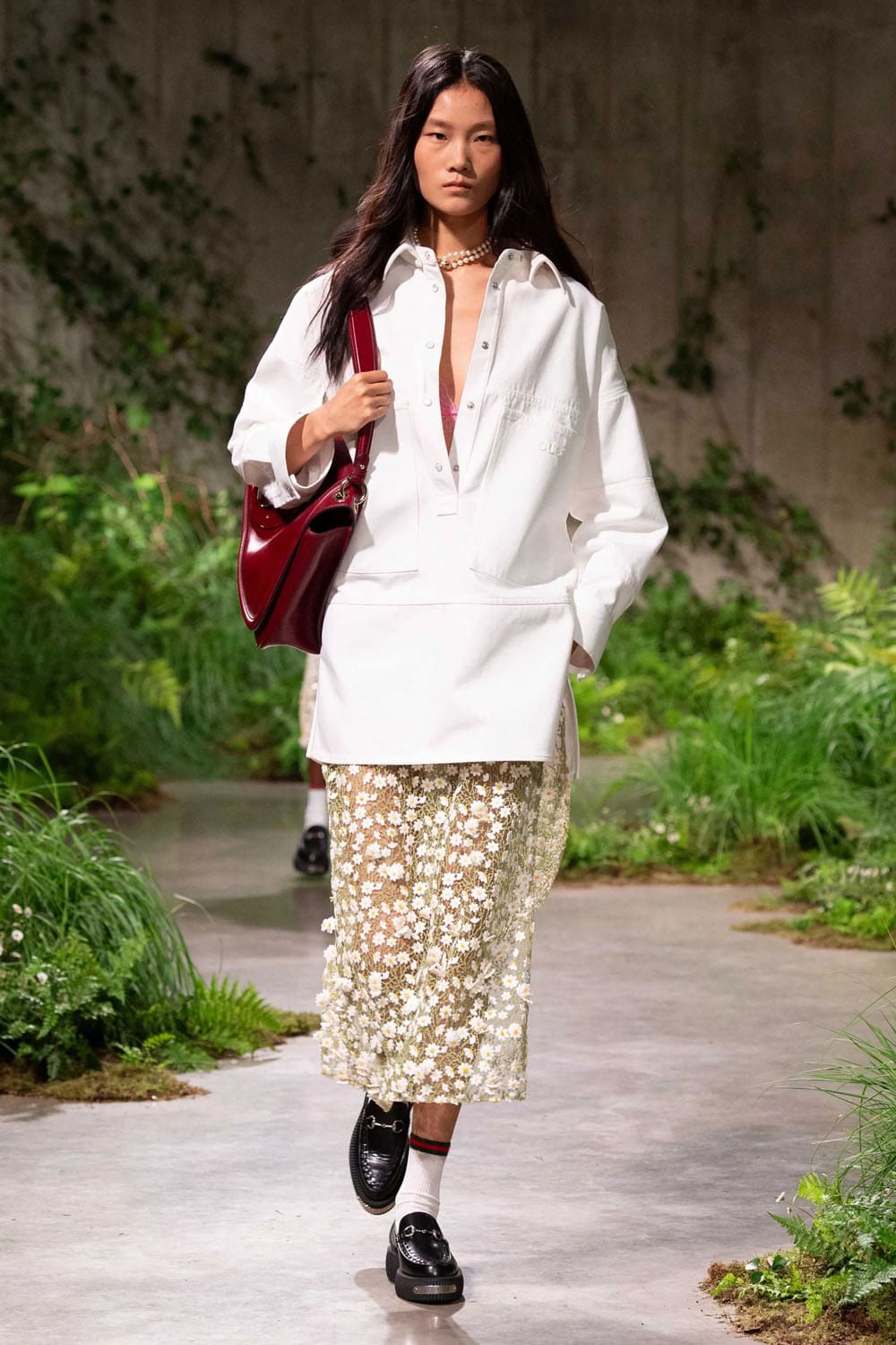 Gucci Cruise 2025 Resort Runway Magazine London (14)