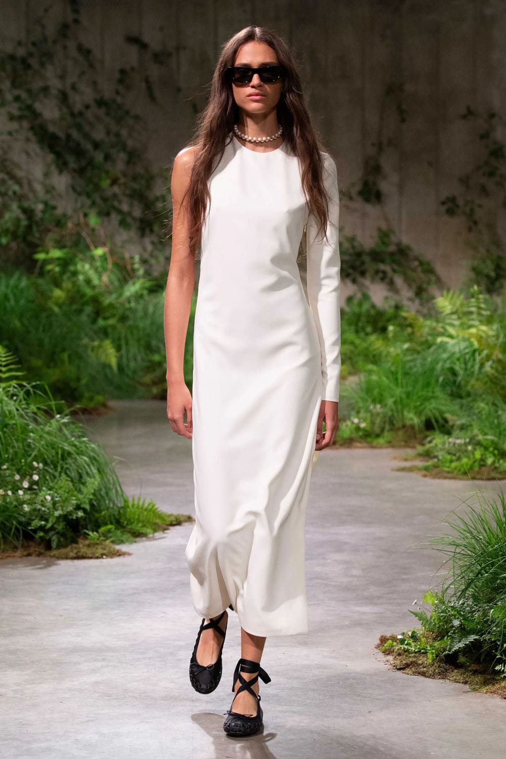 Gucci Cruise 2025 Resort Runway Magazine London (29)