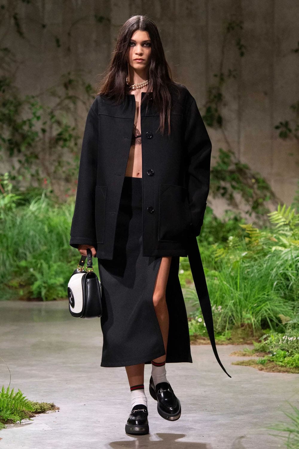 Gucci Cruise 2025 Resort Runway Magazine London (34)