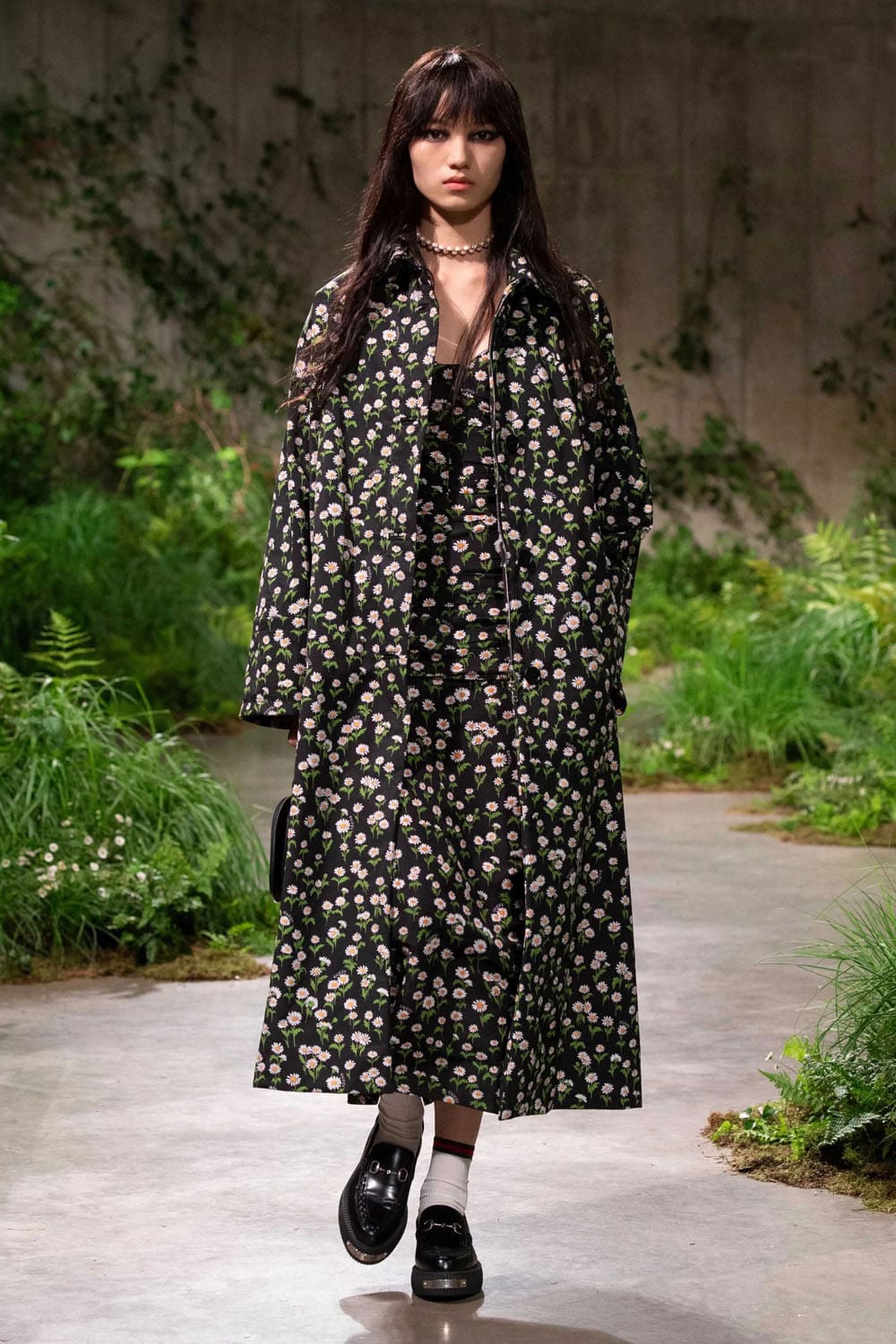 Gucci Cruise 2025 Resort Runway Magazine London (41)