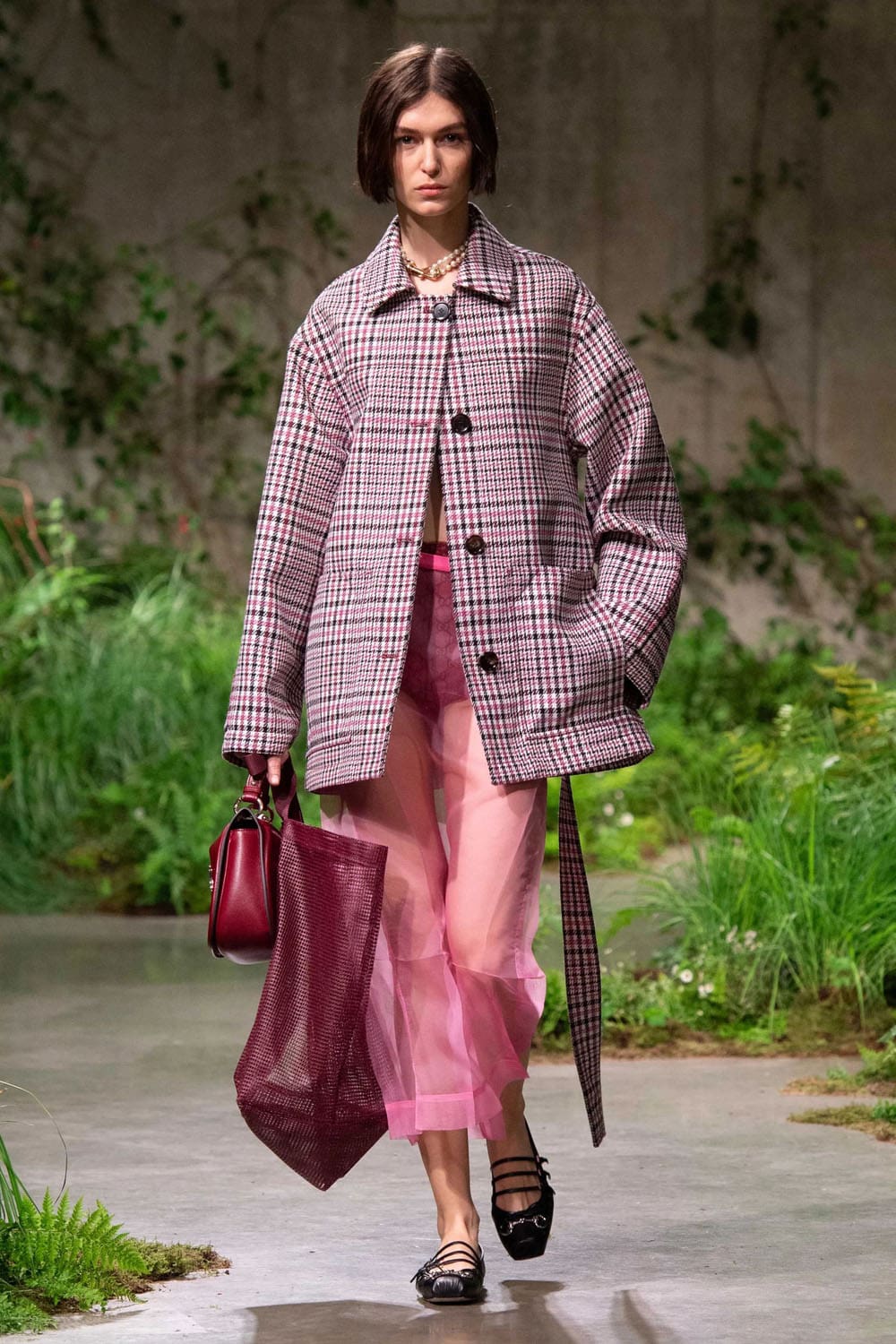 Gucci Cruise 2025 Resort Runway Magazine London (45)