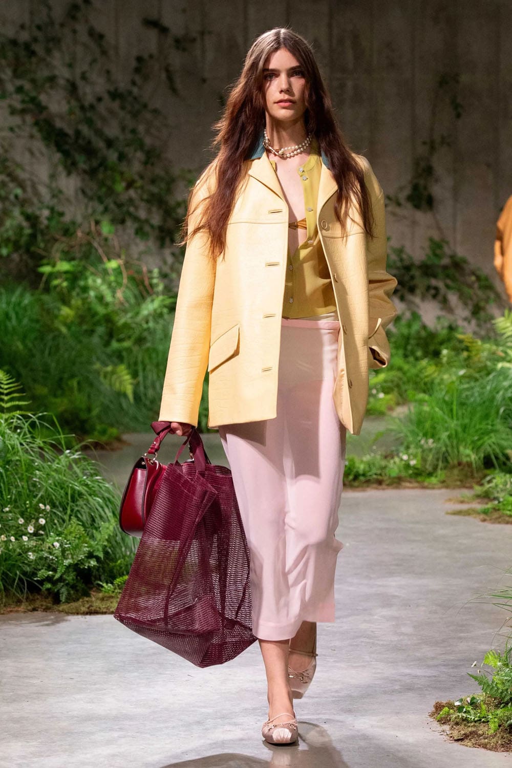 Gucci Cruise 2025 Resort Runway Magazine London (48)