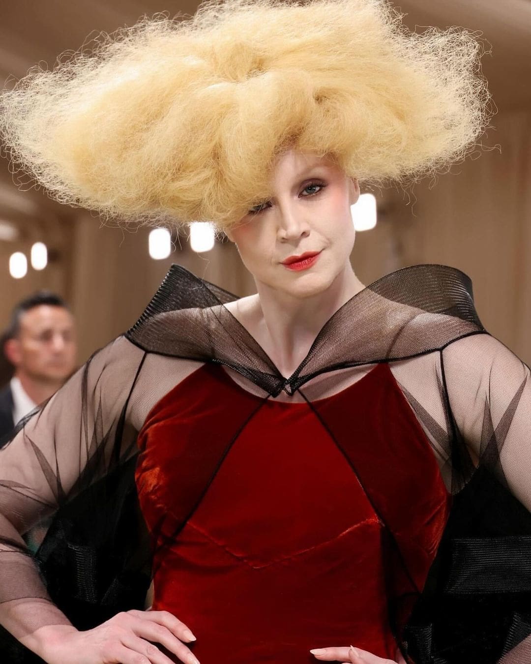 Gwendoline Christie in John Galliano für Maison Margiela bei der Met Gala 2024 6