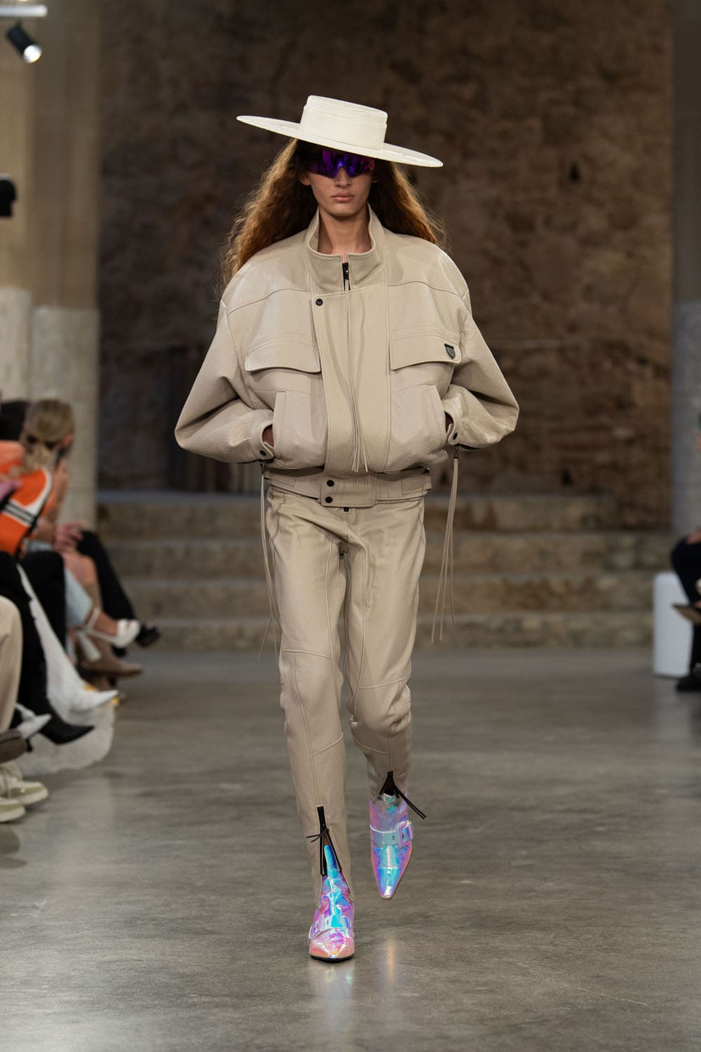 Louis Vuitton Kreuzfahrt 2025 Resort Runway Magazin (2)