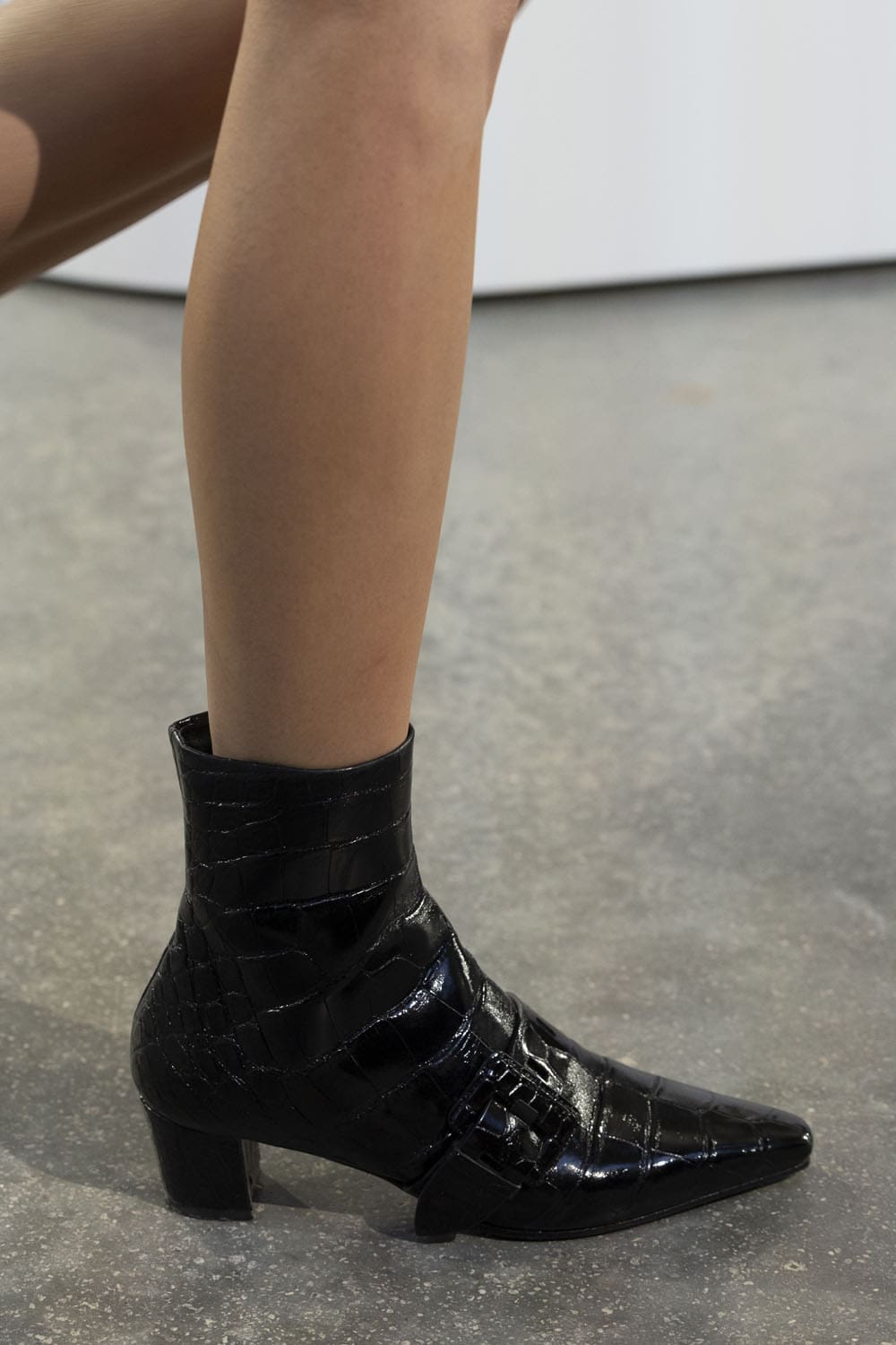 Louis Vuitton Cruise 2025 Resort-Schuhe Runway Magazin (1)