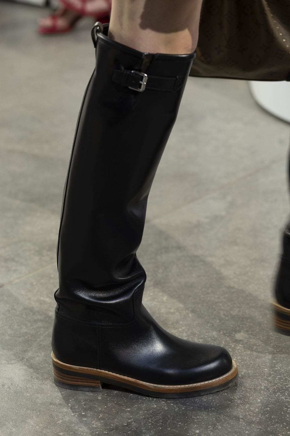Louis Vuitton Cruise 2025 Resort-Schuhe Runway Magazin (11)
