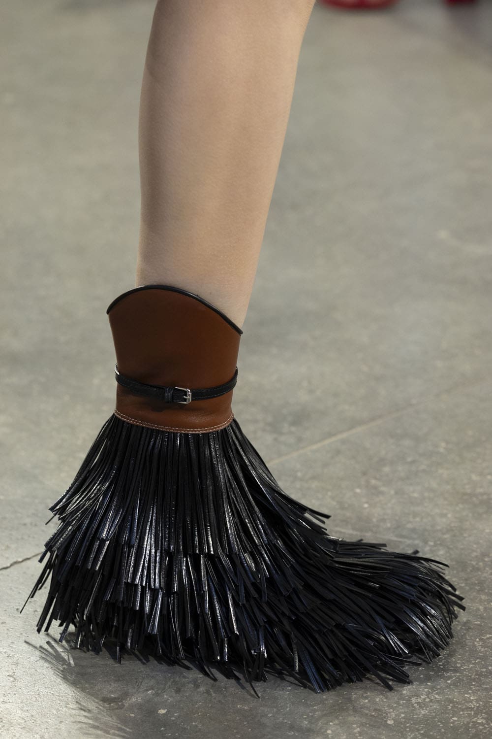 Louis Vuitton Cruise 2025 Resort-Schuhe Runway Magazin (14)