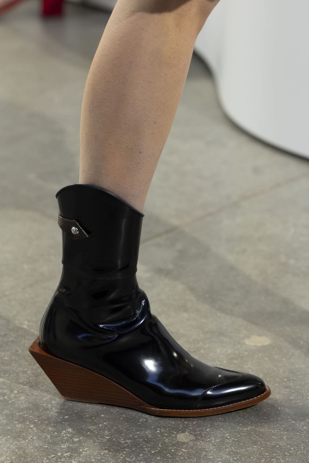 Louis Vuitton Cruise 2025 Resort-Schuhe Runway Magazin (16)