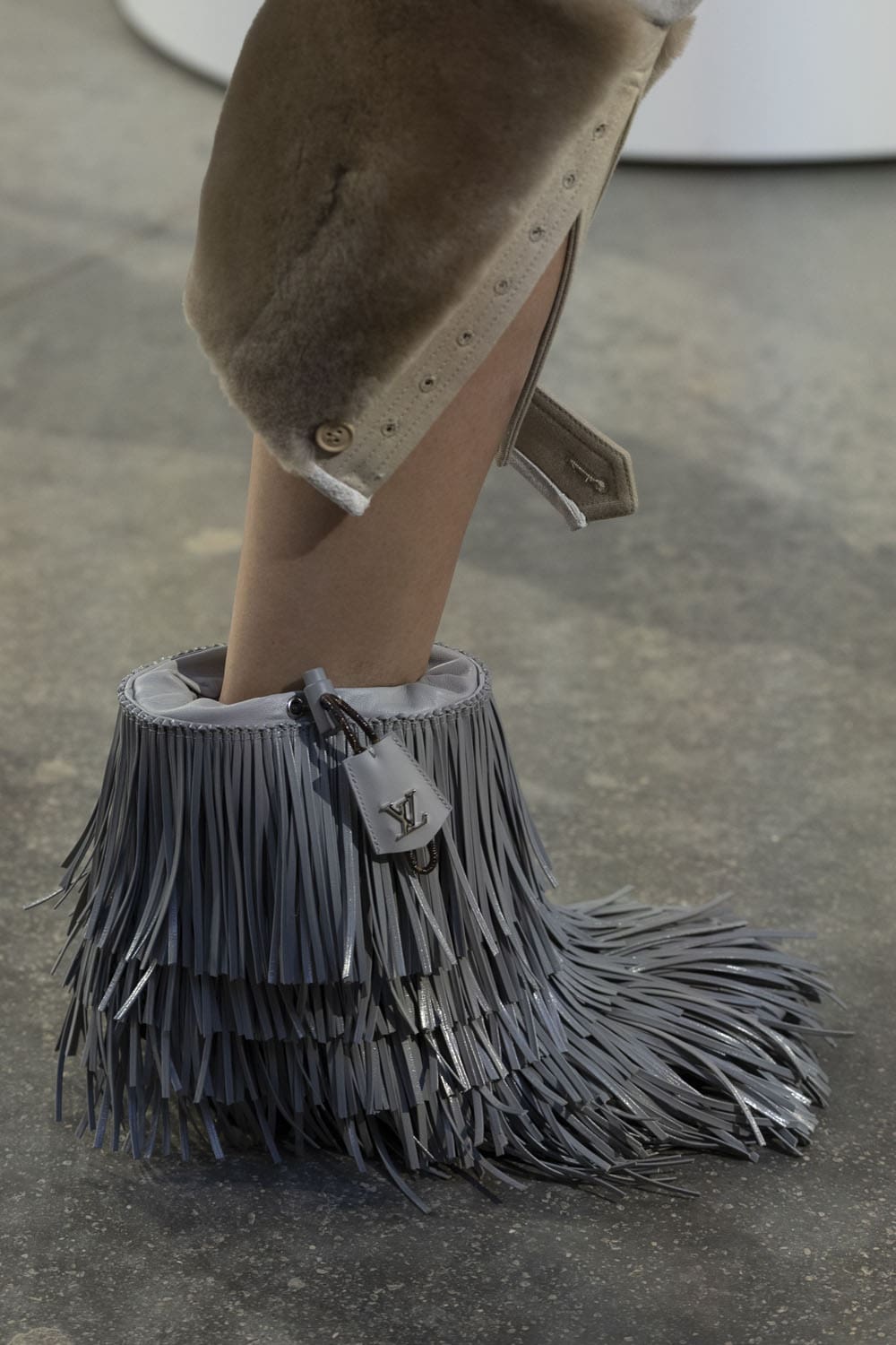 Louis Vuitton Cruise 2025 Resort-Schuhe Runway Magazin (8)