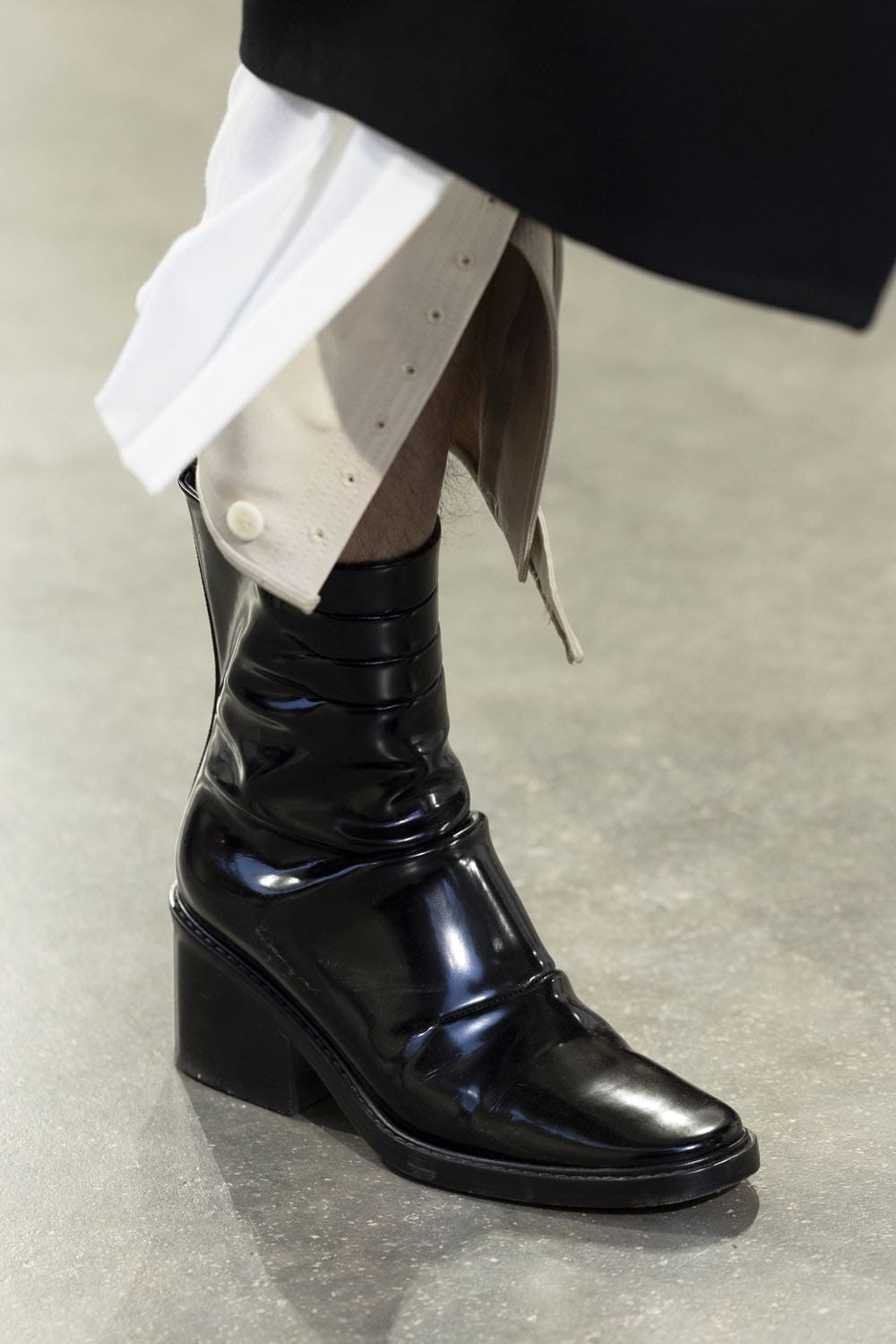 Louis Vuitton Cruise 2025 Resort-Schuhe Runway Magazin (9)