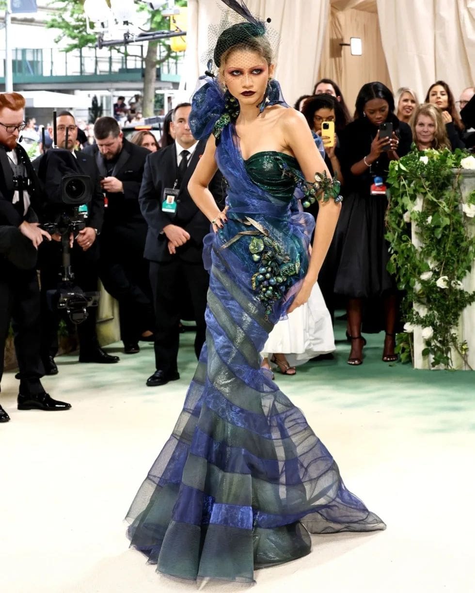 Zendaya in John Galliano für Maison Margiela bei der Met Gala 2024 5