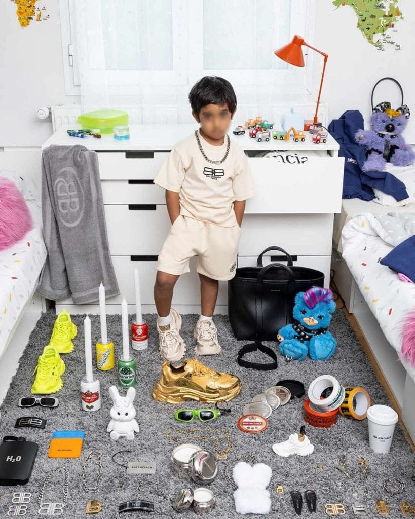 32 Balenciaga offensive child BDSM Christmas advertising