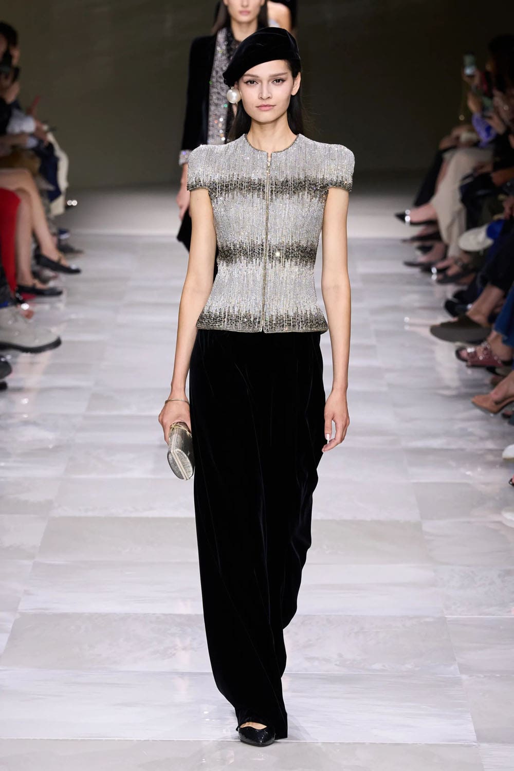 アルマーニ プリヴェ クチュール 秋冬 2024 2025 Runway 雑誌(10)