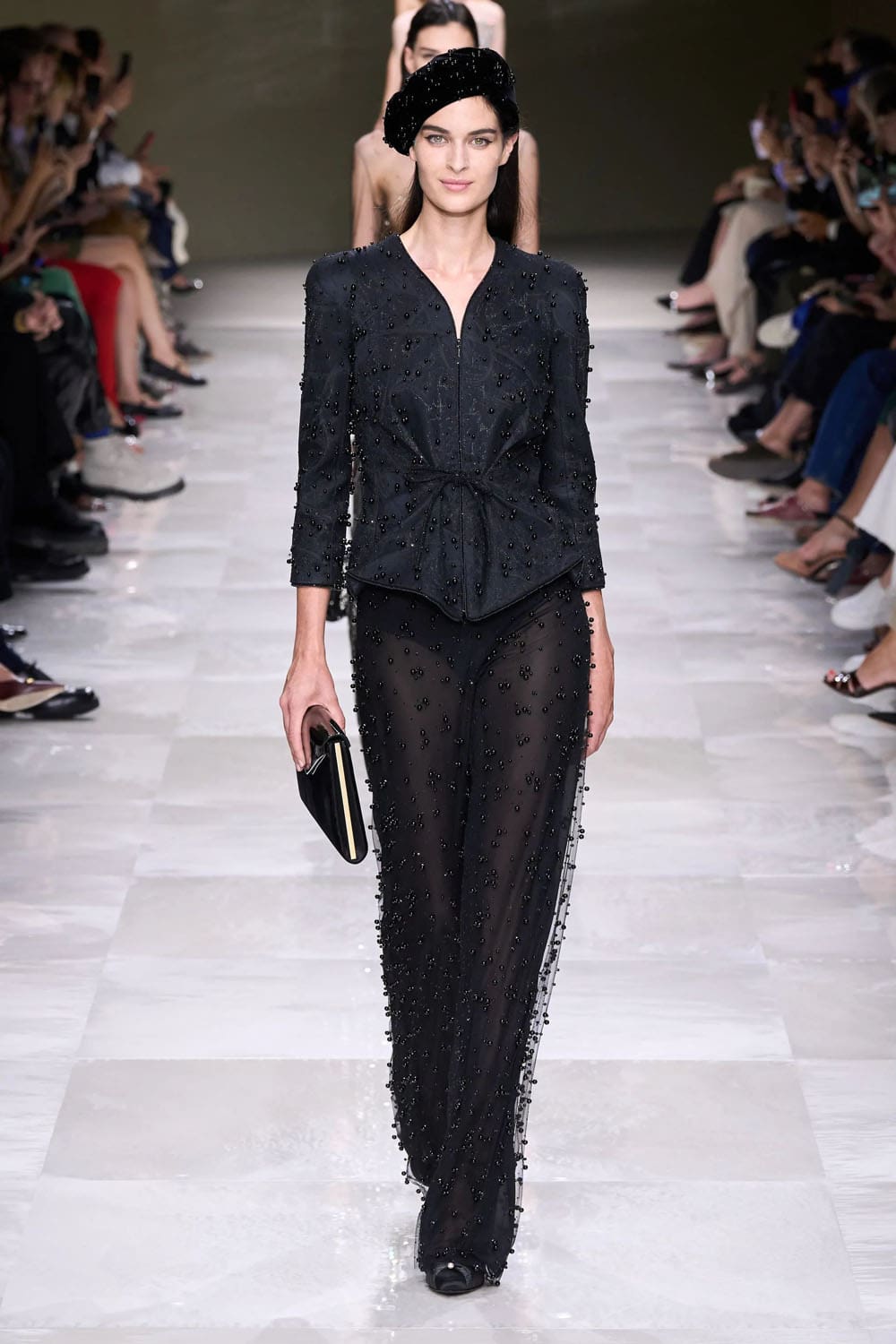 アルマーニ プリヴェ クチュール 秋冬 2024 2025 Runway 雑誌(19)
