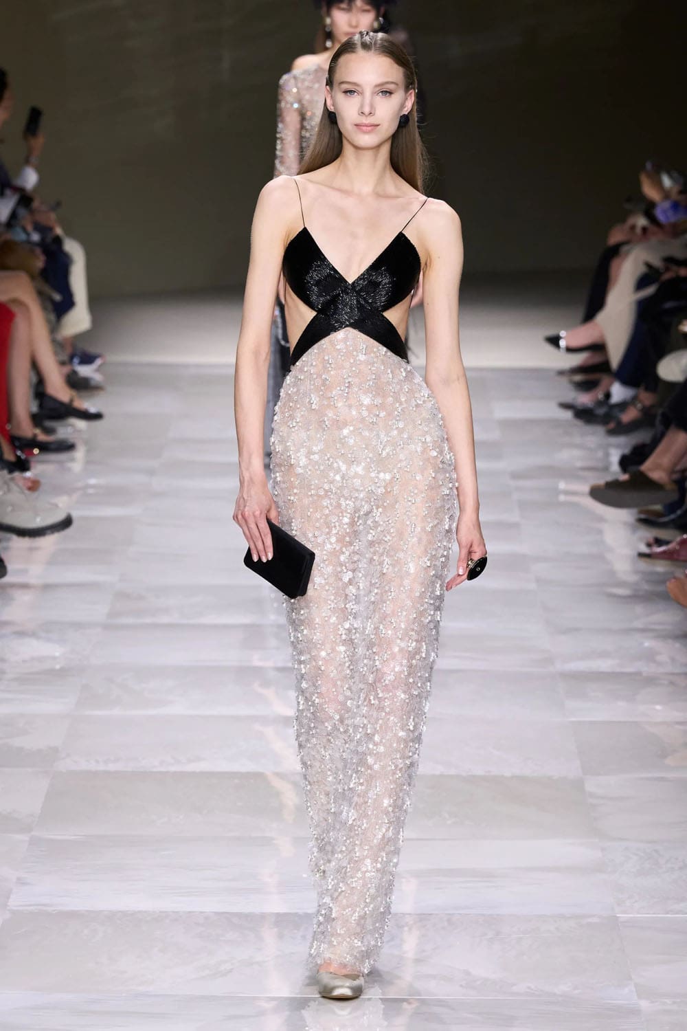 アルマーニ プリヴェ クチュール 秋冬 2024 2025 Runway 雑誌(40)