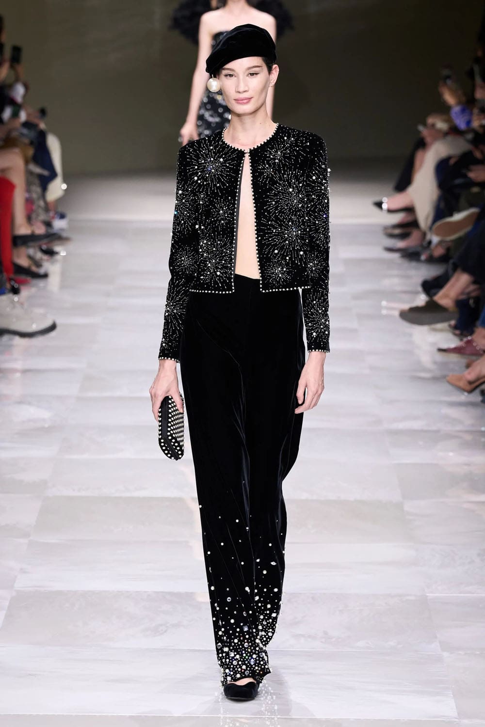 アルマーニ プリヴェ クチュール 秋冬 2024 2025 Runway 雑誌(66)