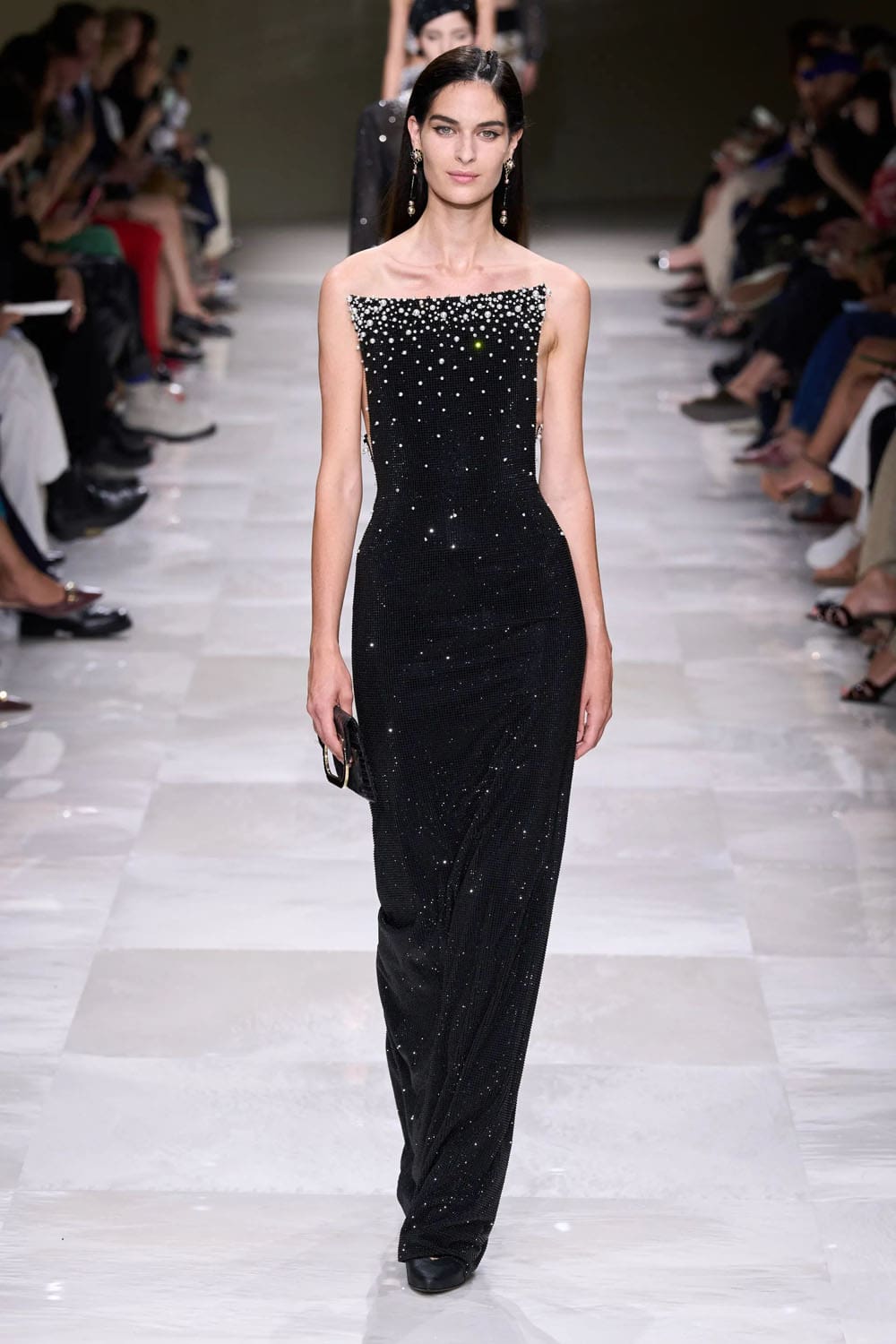 アルマーニ プリヴェ クチュール 秋冬 2024 2025 Runway 雑誌(71)