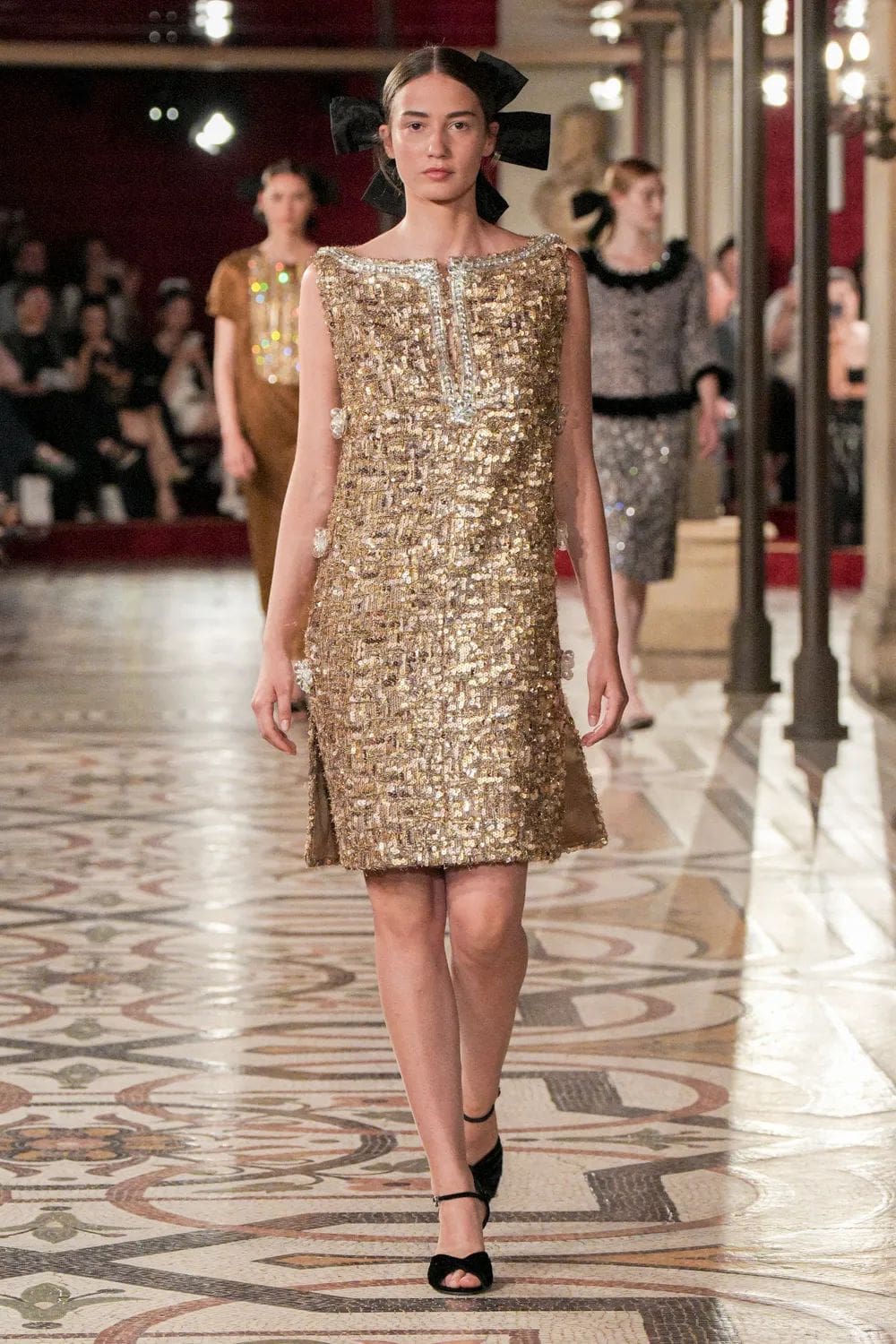 CHANEL Haute Couture Fall Winter 2024 2025 Runway Magazine (13)
