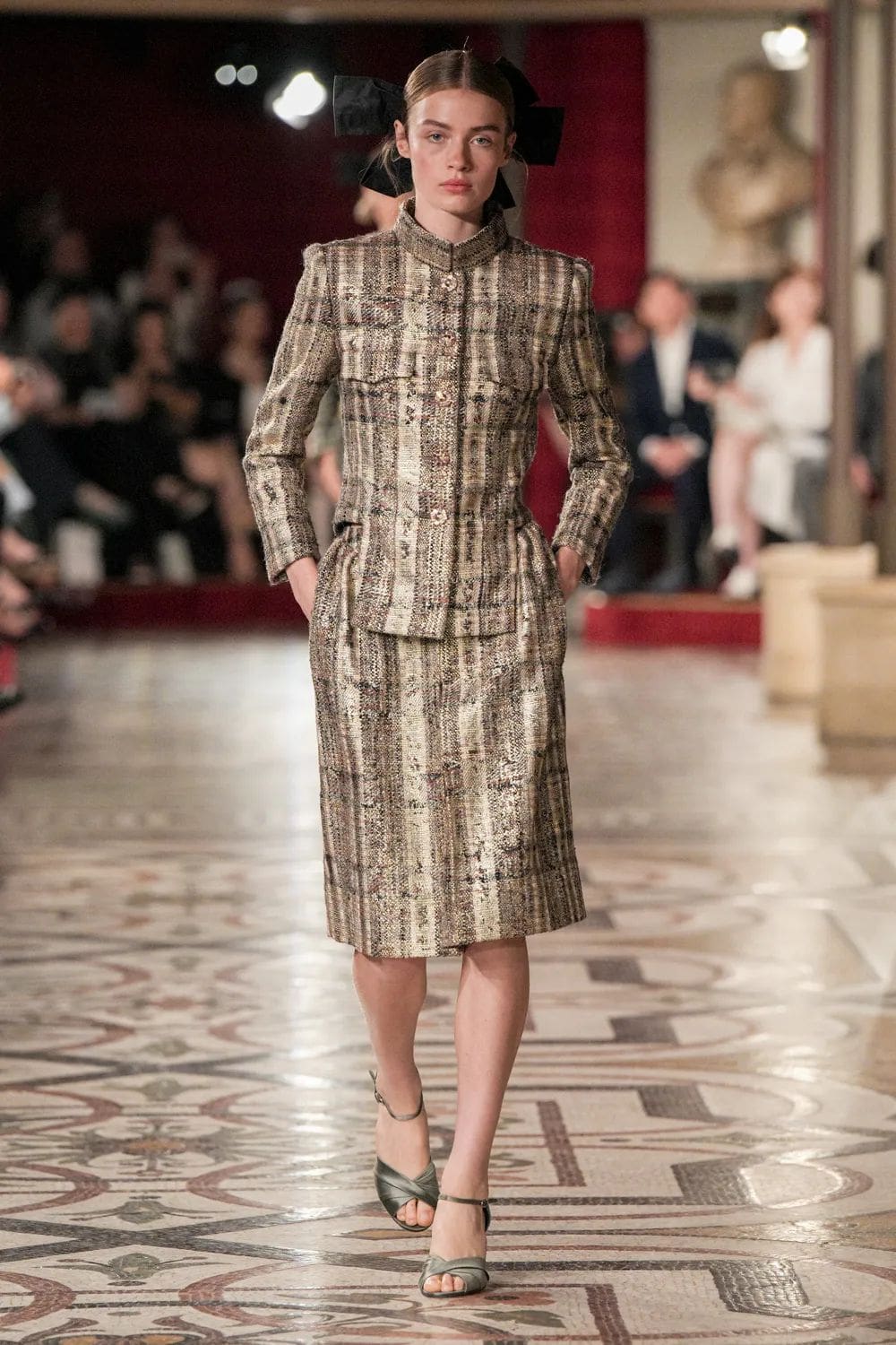 CHANEL Haute Couture Fall Winter 2024 2025 Runway Magazine (16)