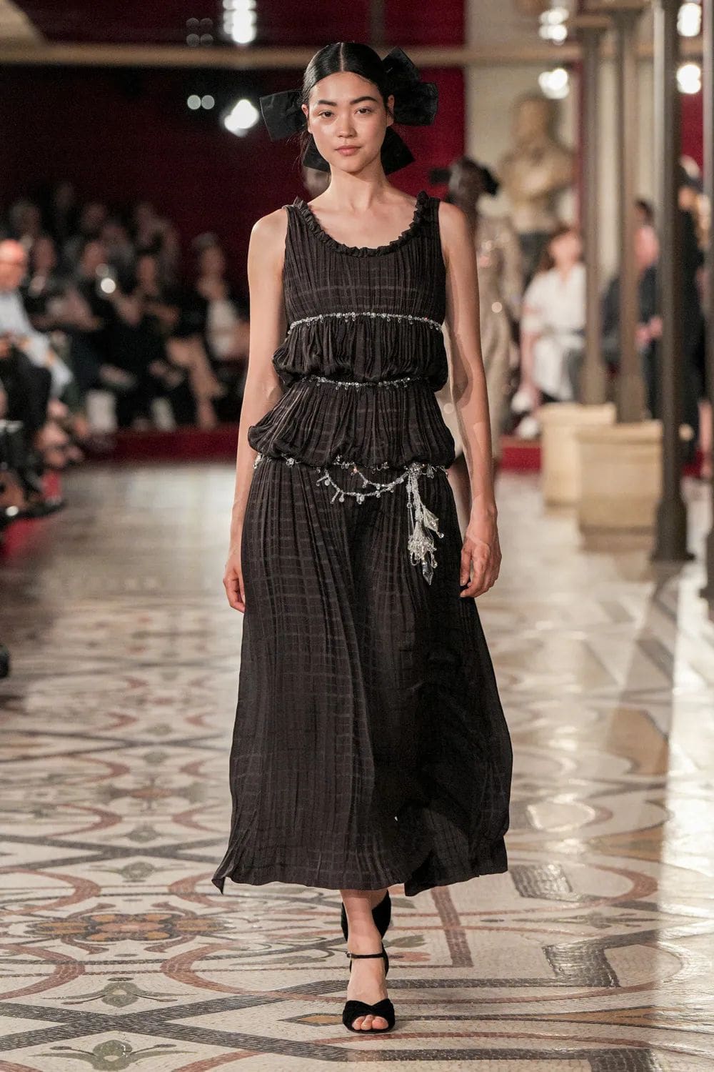 CHANEL Haute Couture Fall Winter 2024 2025 Runway Magazine (26)