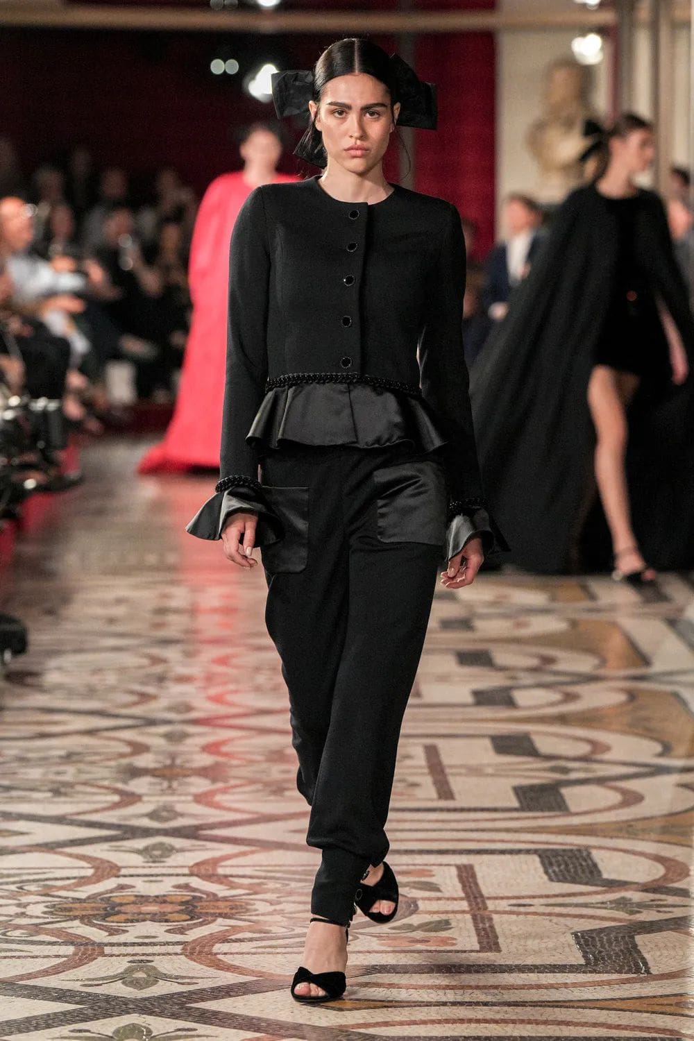 CHANEL Haute Couture Fall Winter 2024 2025 Runway Magazine (31)