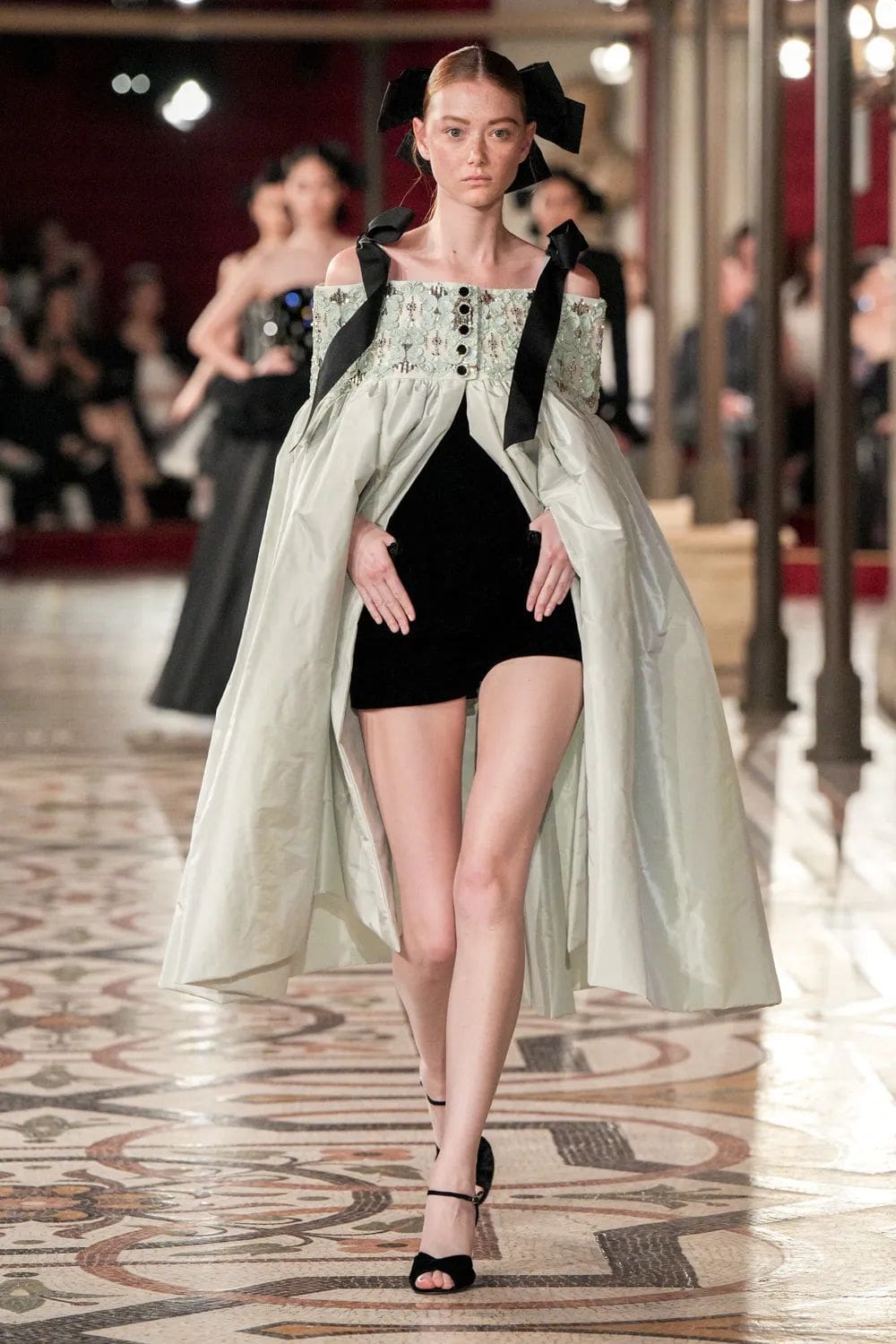CHANEL Haute Couture Fall Winter 2024 2025 Runway Magazine (39)