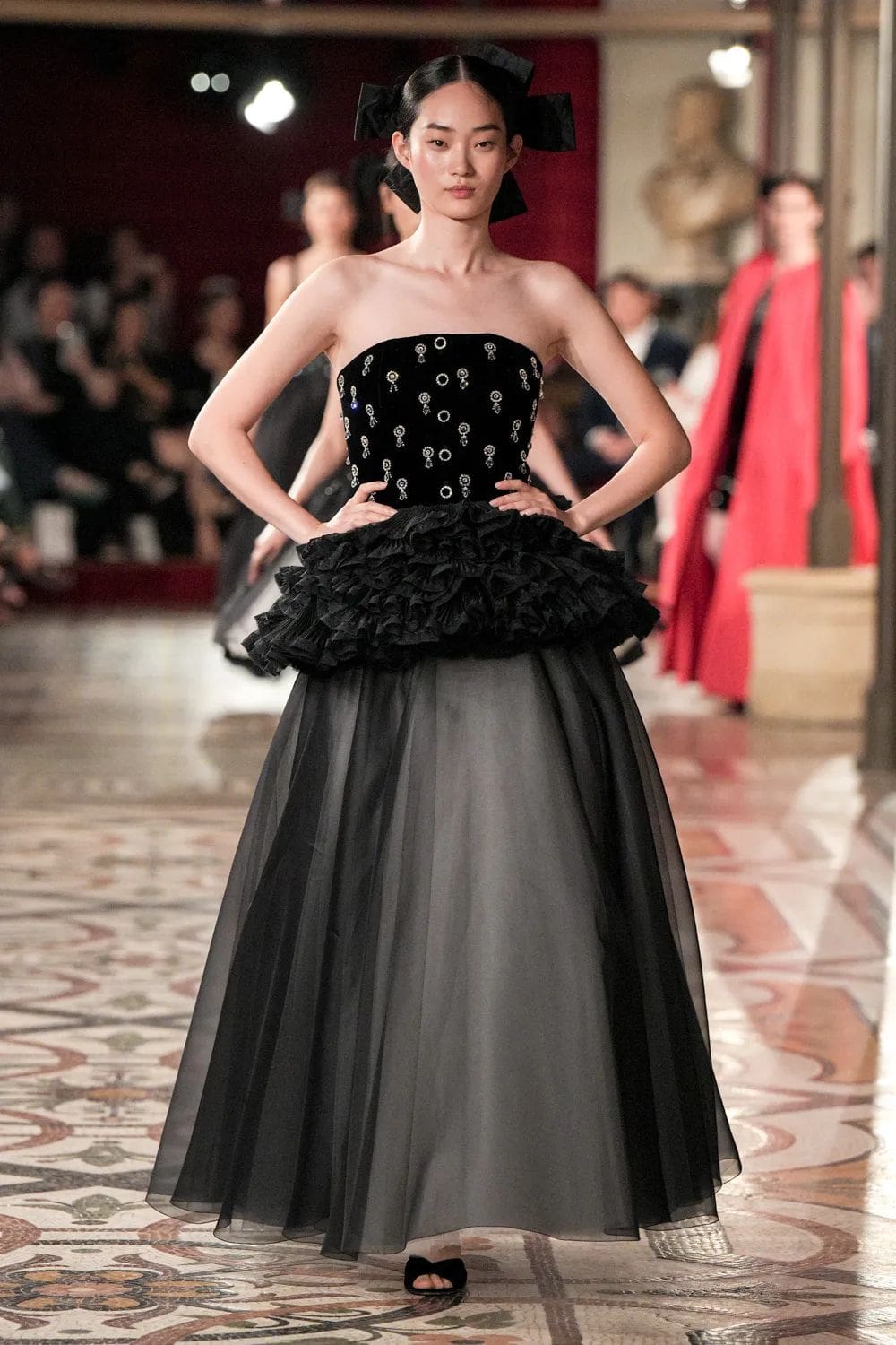 CHANEL Haute Couture Fall Winter 2024 2025 Runway Magazine (40)