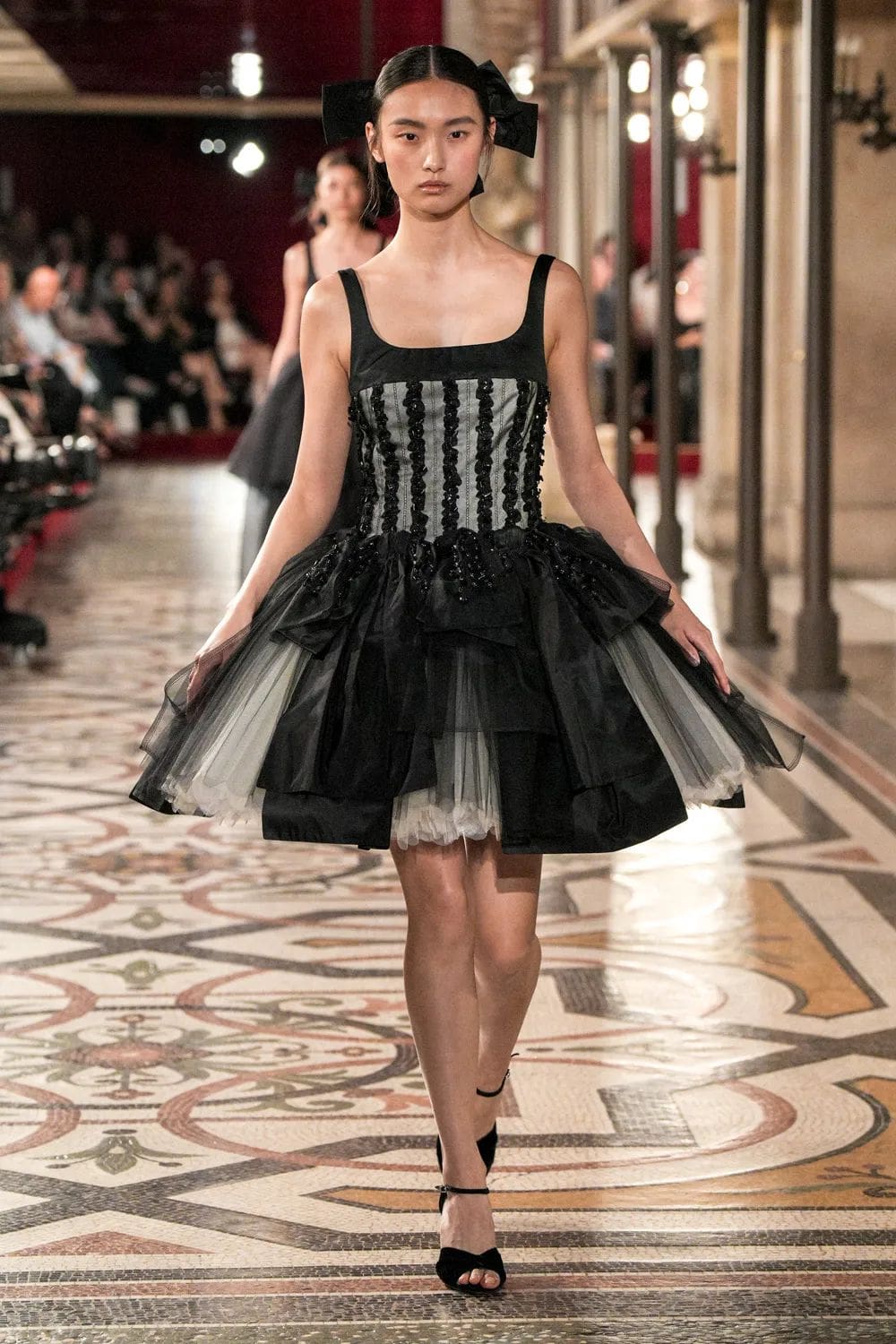 CHANEL Haute Couture Fall Winter 2024 2025 Runway Magazine (41)