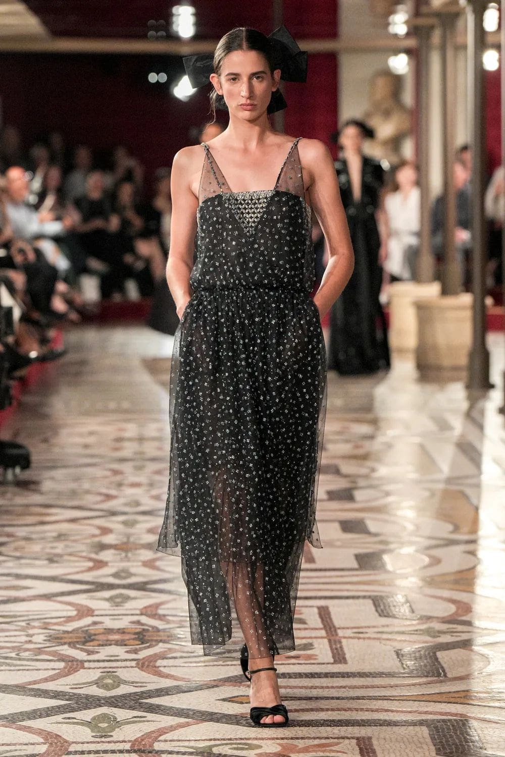 CHANEL Haute Couture Fall Winter 2024 2025 Runway Magazine (43)