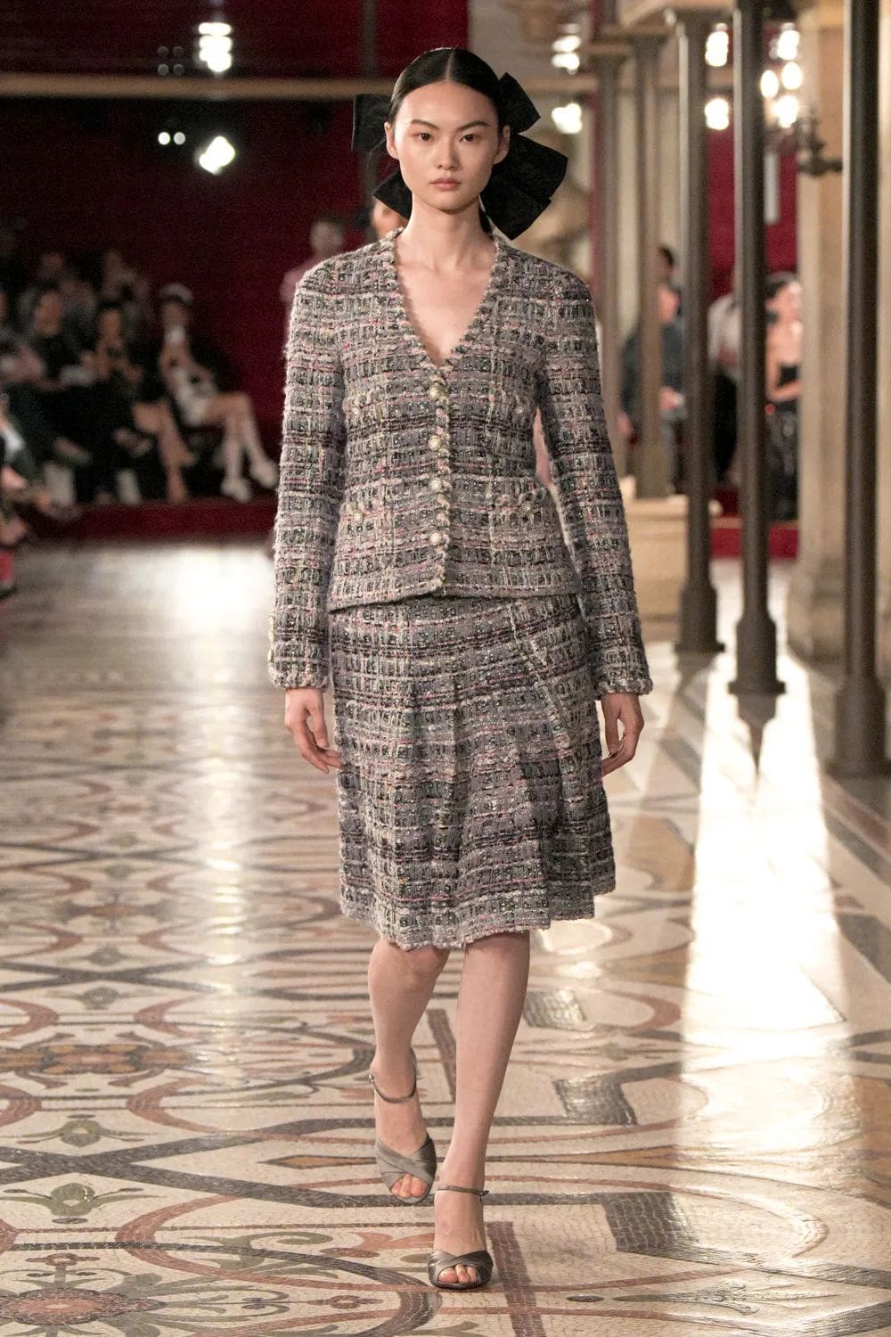 CHANEL Haute Couture Fall Winter 2024 2025 Runway Magazine (5)