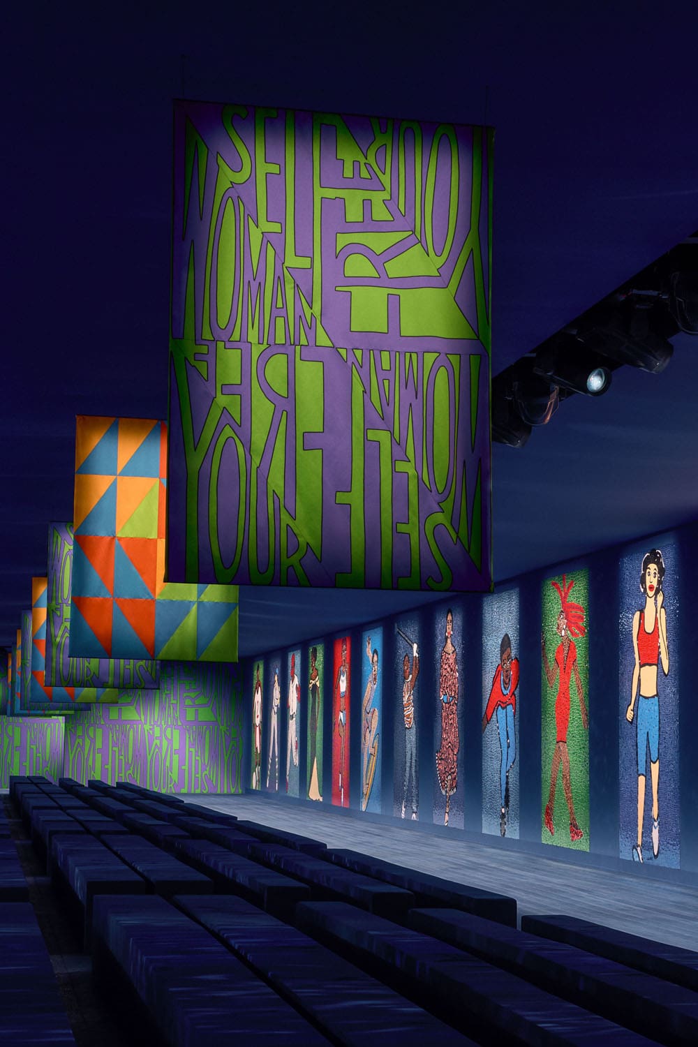 Dior Couture Automne Hiver 2024 2025 Conception des décors Runway Magazine (40)