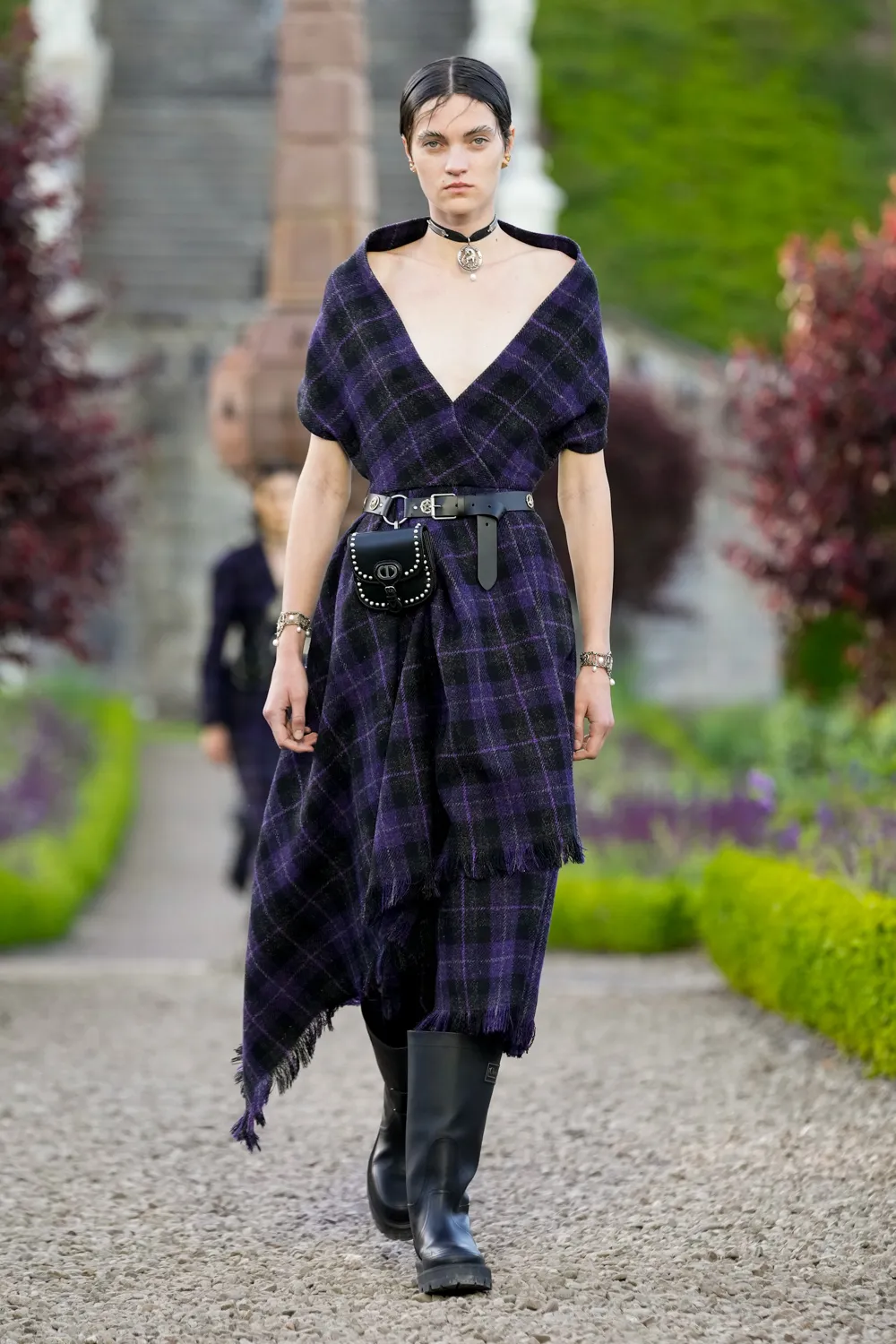 Dior Cruise 2025 Resort Scotland Runway Magazine (1)