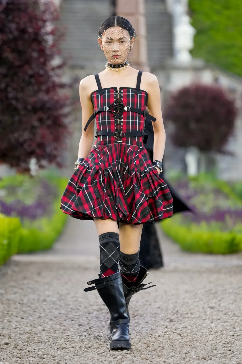 Dior Cruise 2025 Resort Scotland Runway Magazine (24)