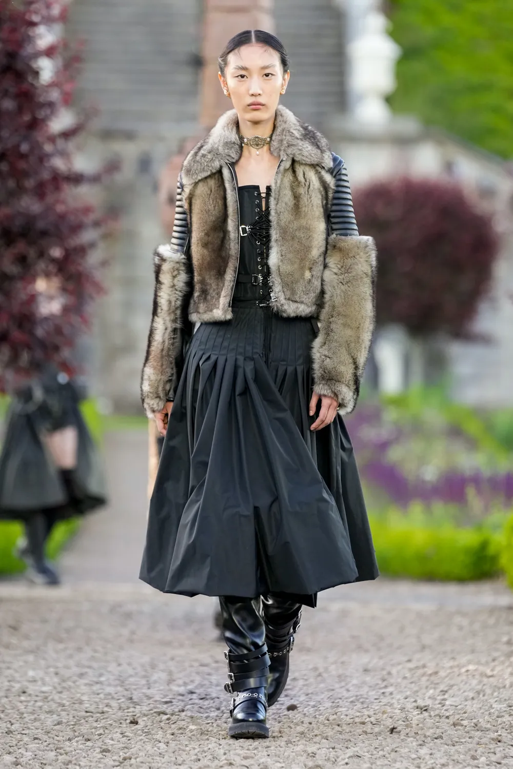 Dior Cruise 2025 Resort Scotland Runway Magazine (40)