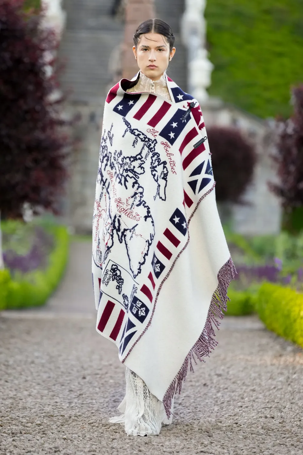 Dior Cruise 2025 Resort Scotland Runway Magazine (48)