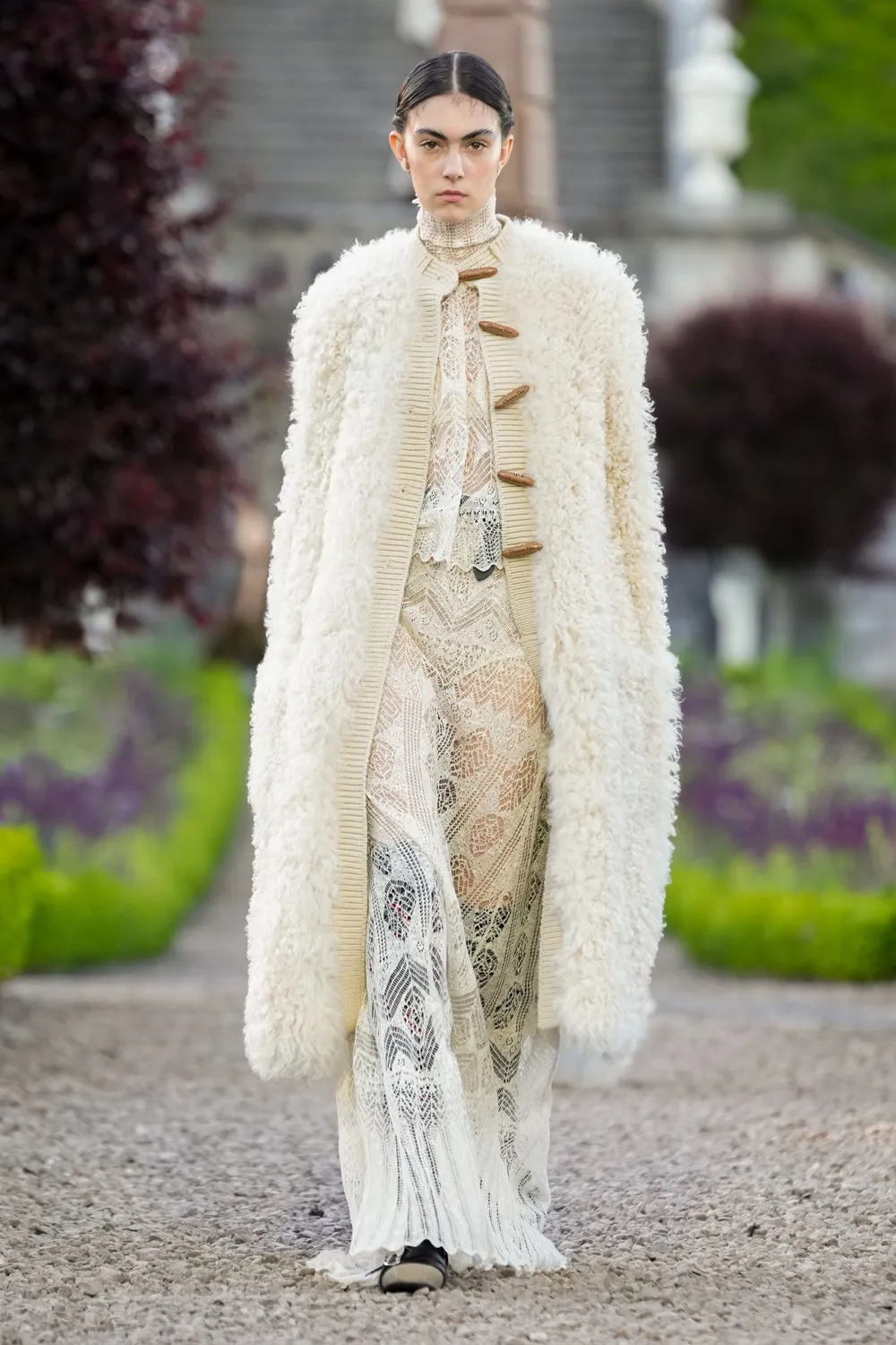 Dior Cruise 2025 Resort Scotland Runway Magazine (50)