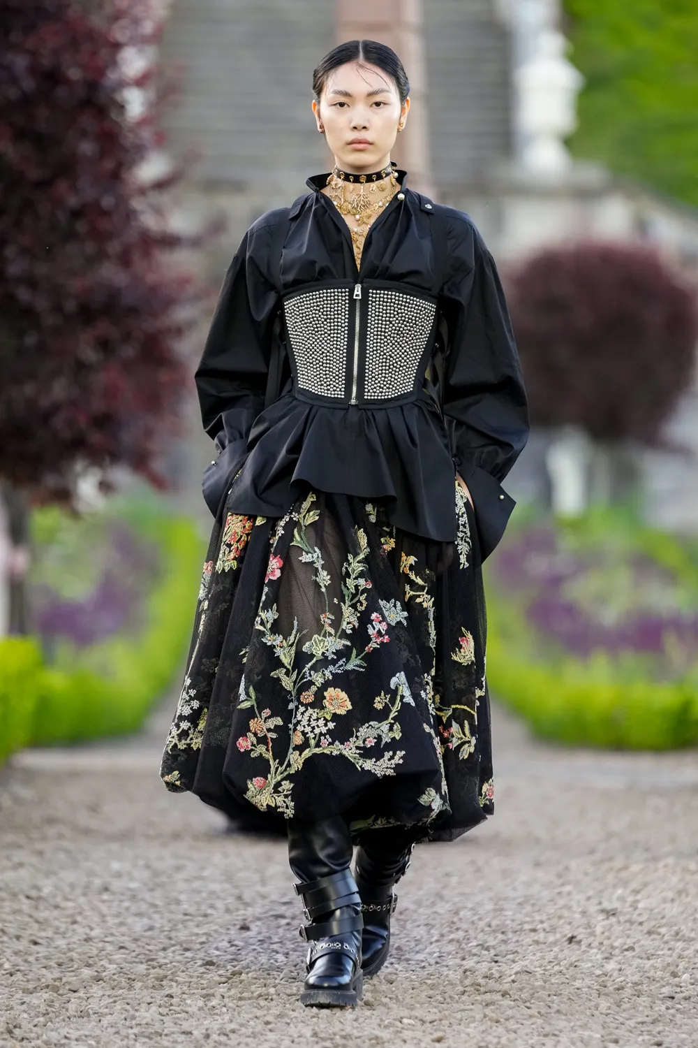 Dior Cruise 2025 Resort Scotland Runway Magazine (56)