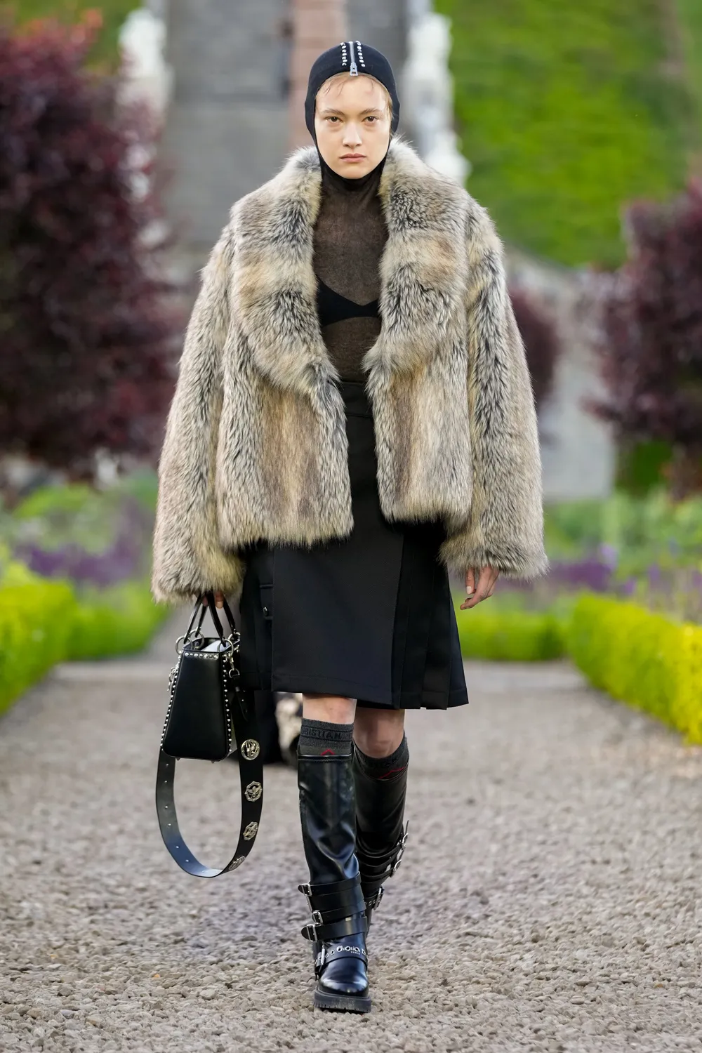 Dior Cruise 2025 Resort Scotland Runway Magazine (61)