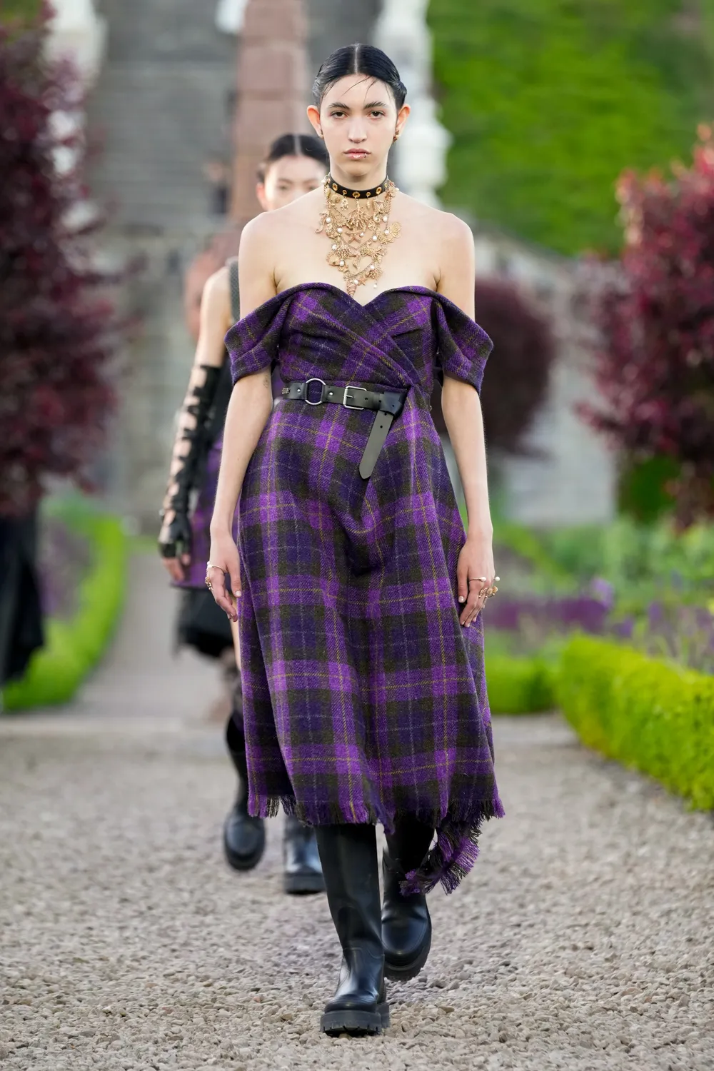 Dior Cruise 2025 Resort Scotland Runway Magazine (7)