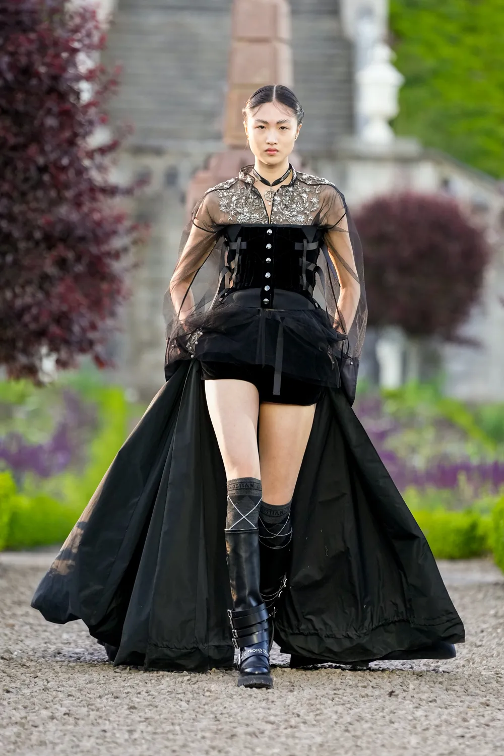 Dior Cruise 2025 Resort Scotland Runway Magazine (77)