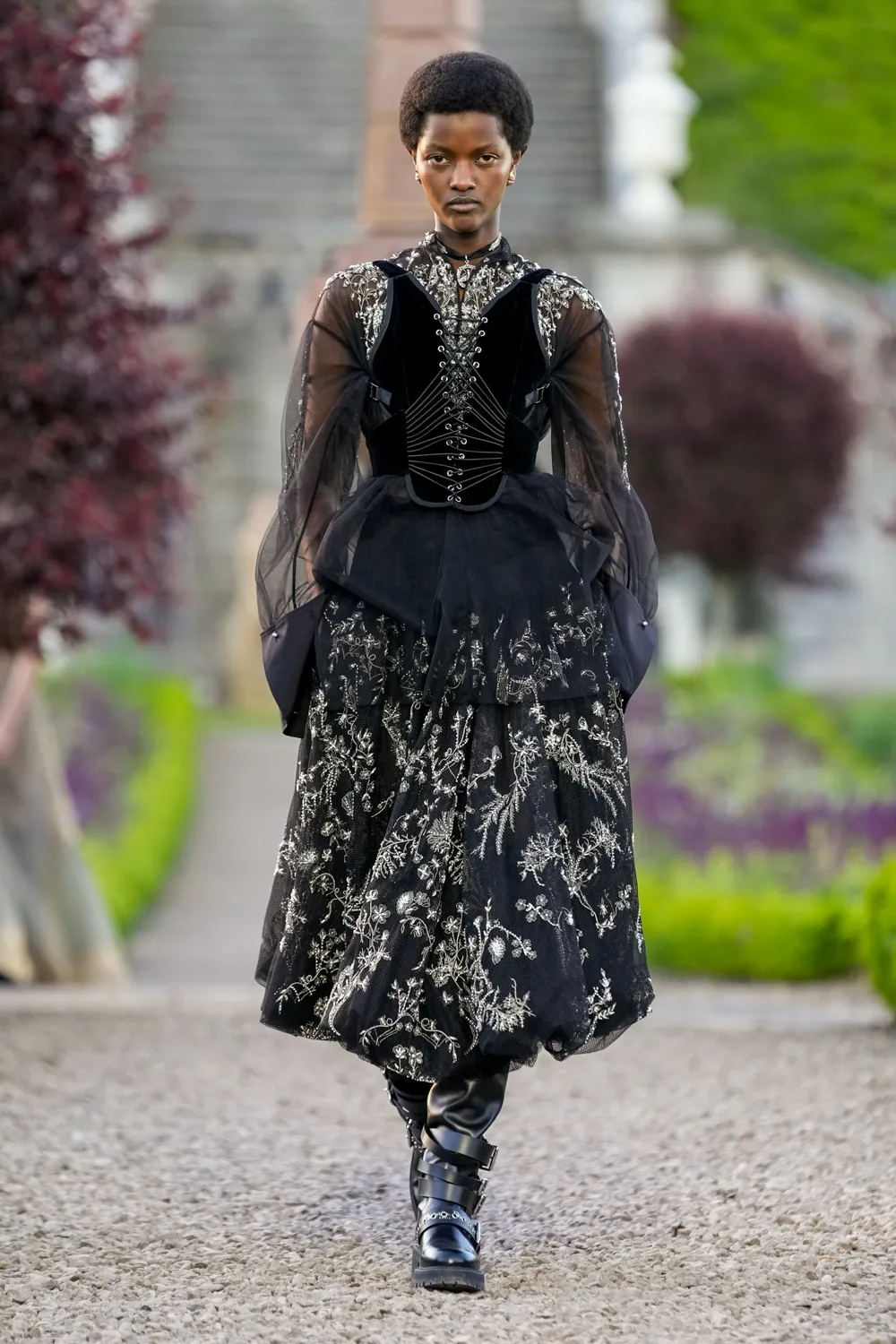 Dior Cruise 2025 Resort Scotland Runway Magazine (79)
