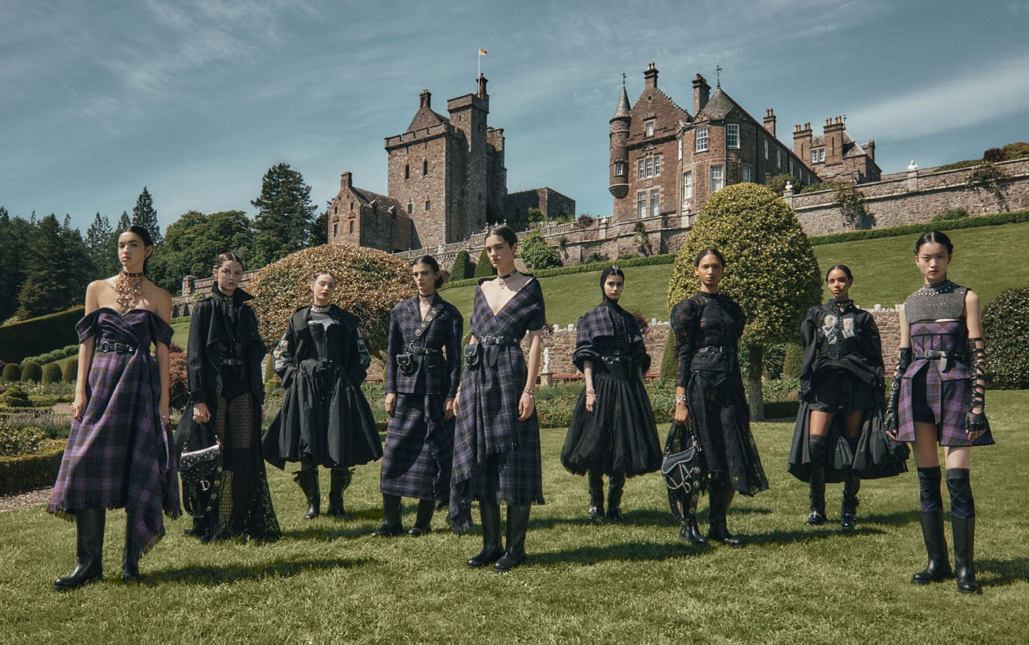 Dior Cruise 2025 Resort Scotland Setting Runway Magazine (25)
