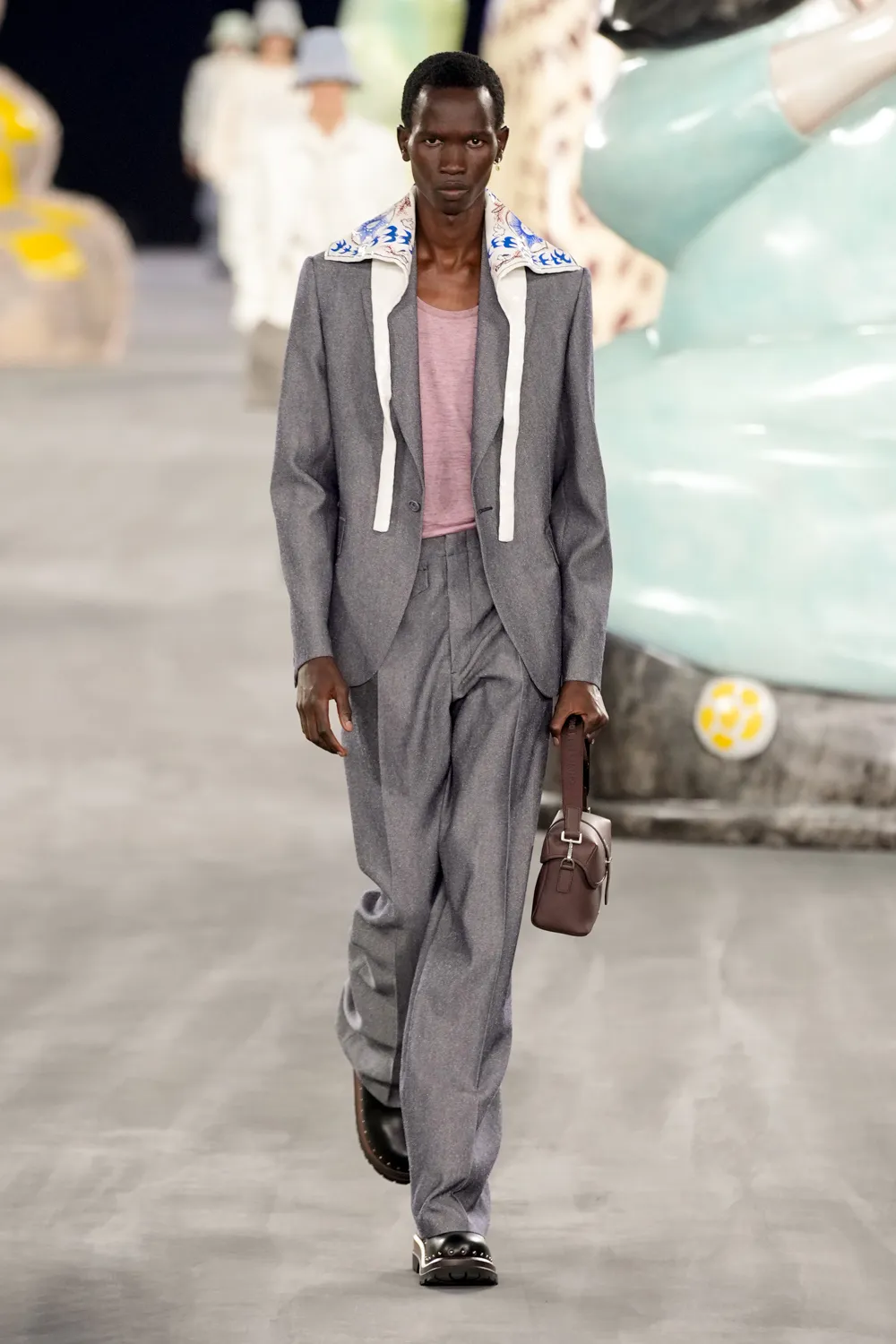 ディオール メンズ 2025 春夏 Runway 雑誌(22)